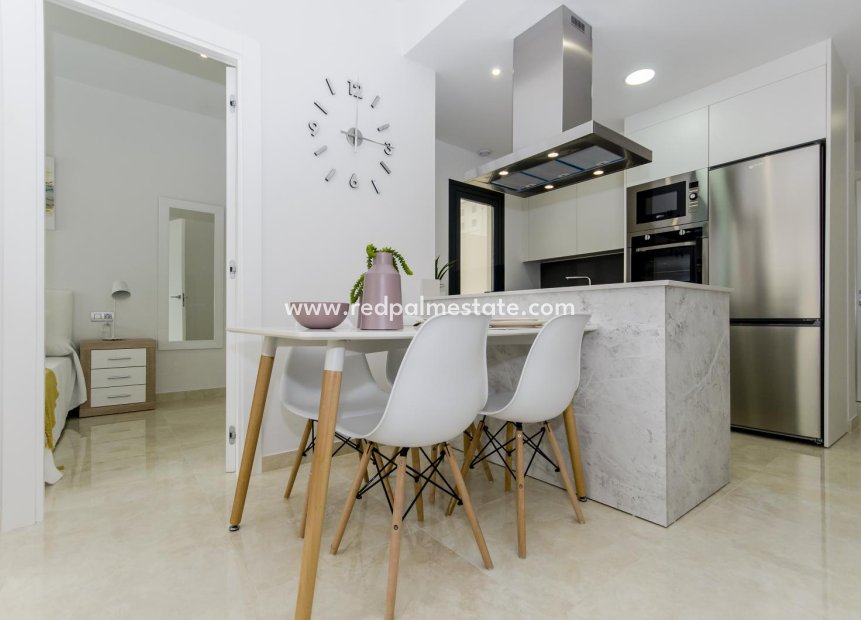 Resale - Apartment -
Torrevieja