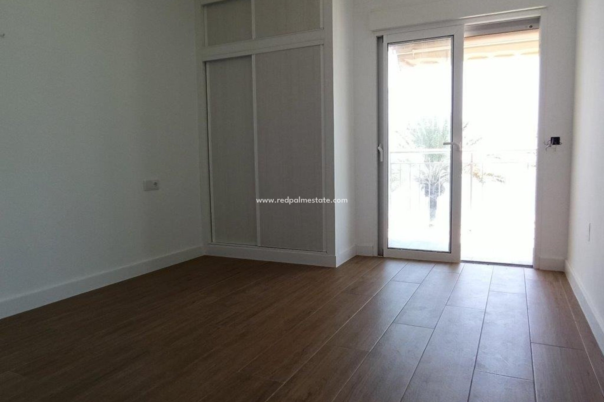 Resale - Apartment -
Torrevieja