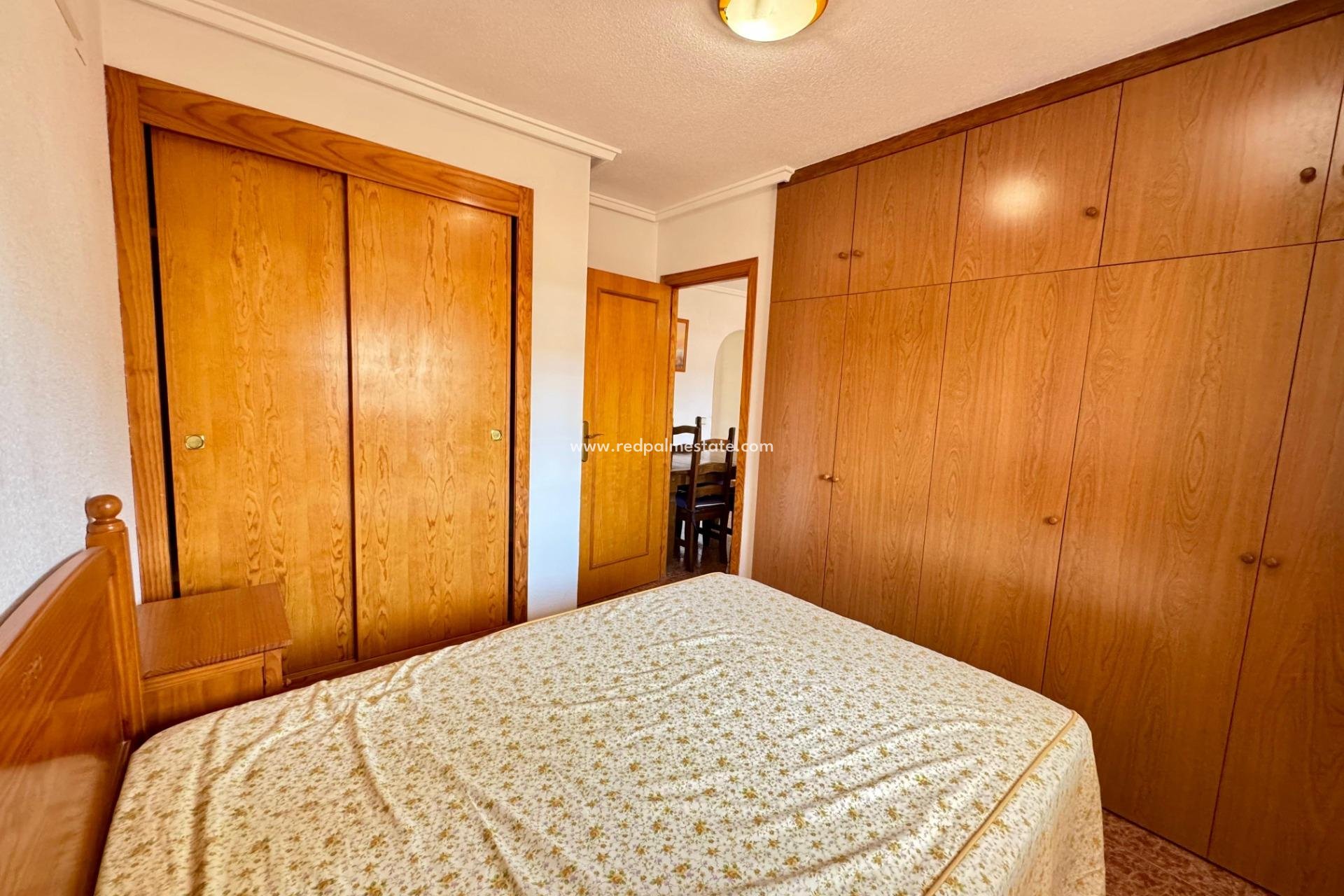 Resale - Apartment -
Torrevieja