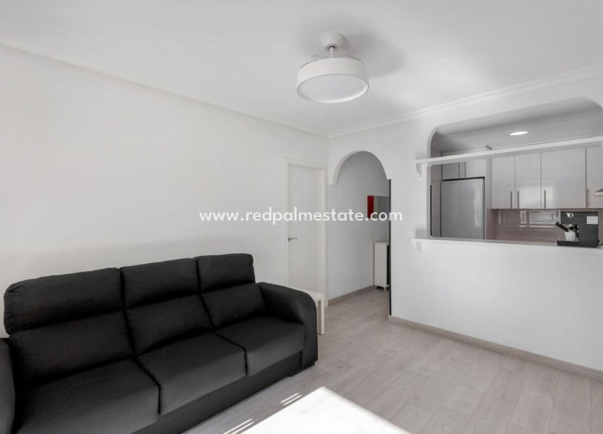 Resale - Apartment -
Torrevieja