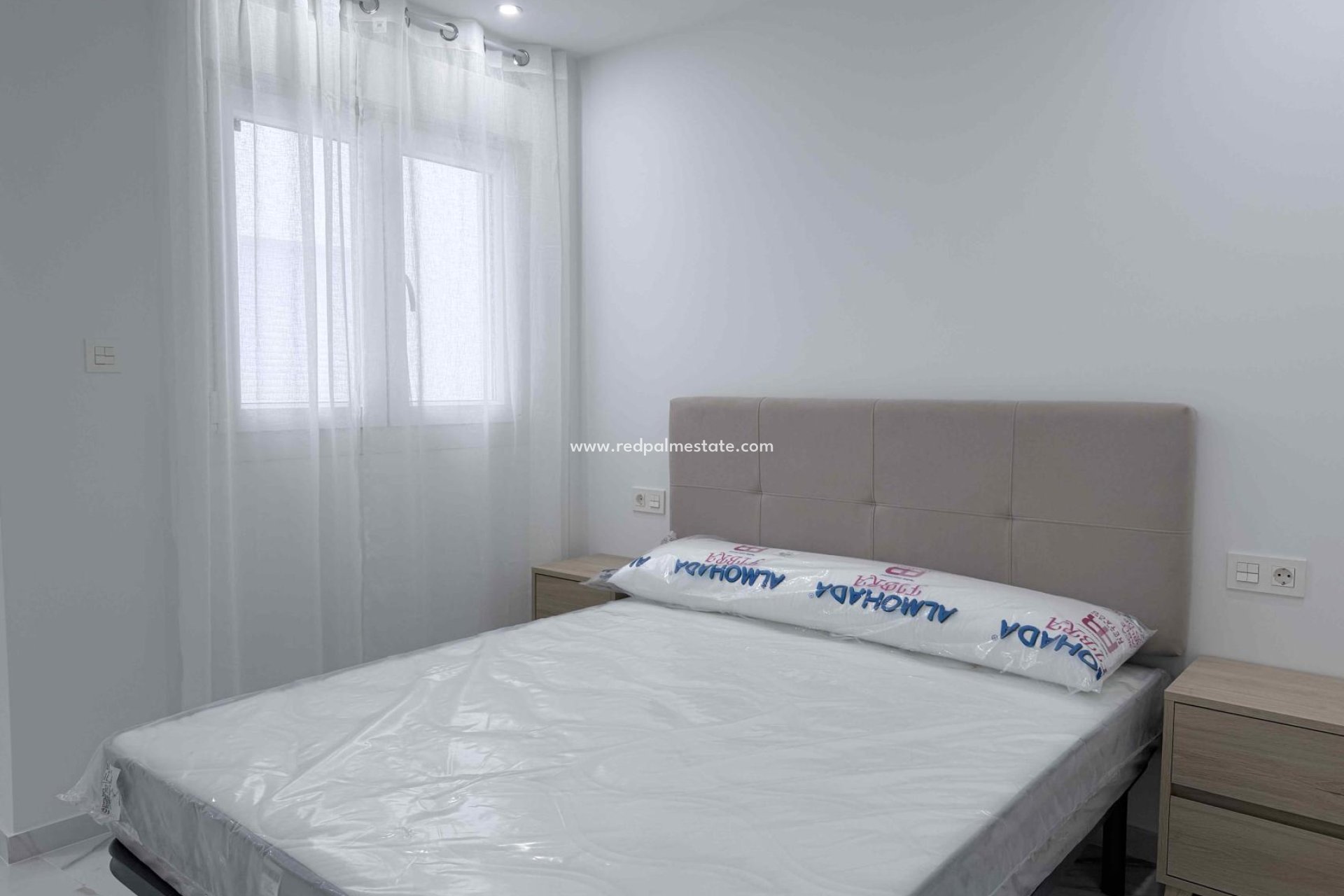 Resale - Apartment -
Torrevieja