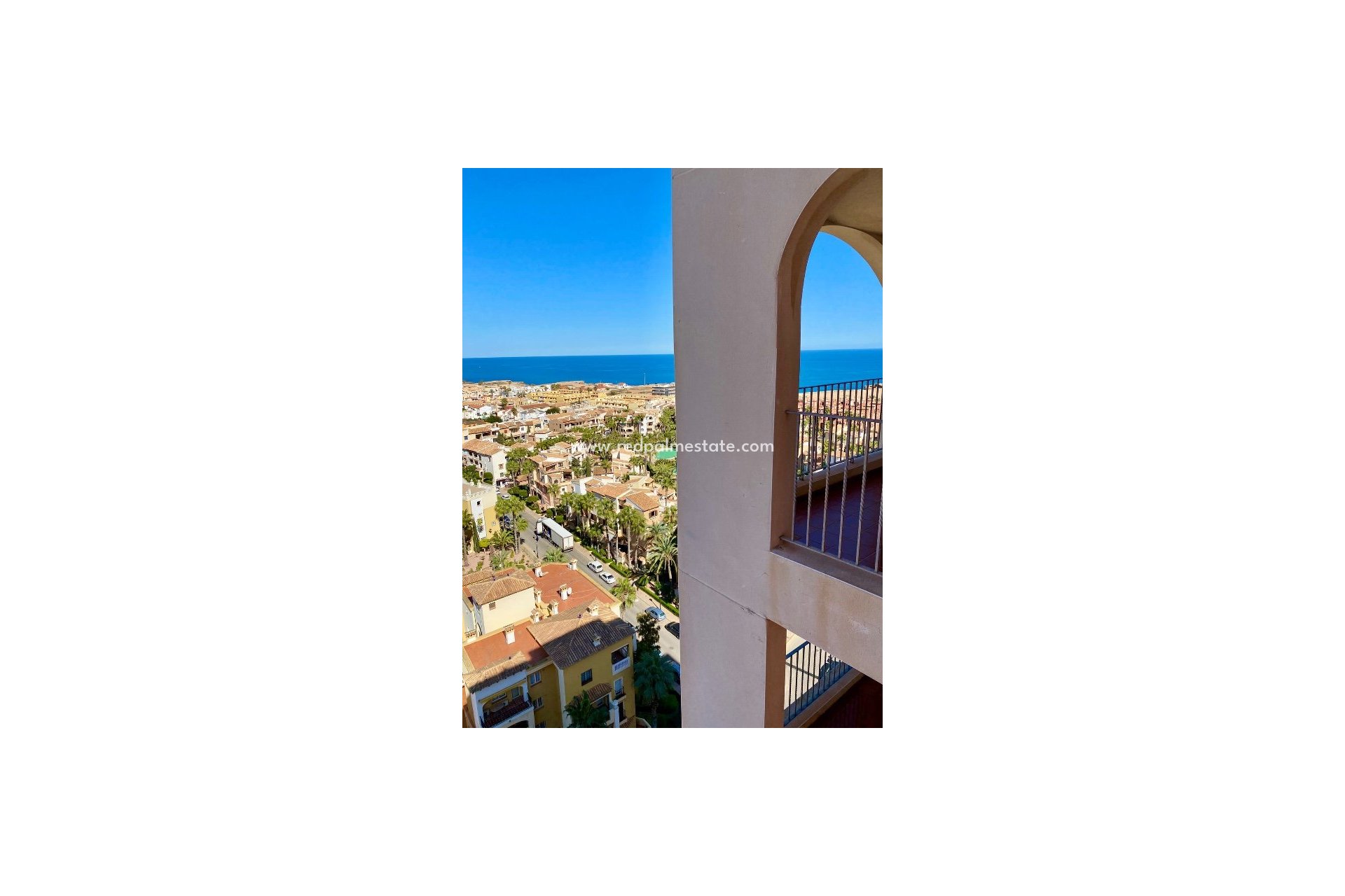 Resale - Apartment -
Torrevieja