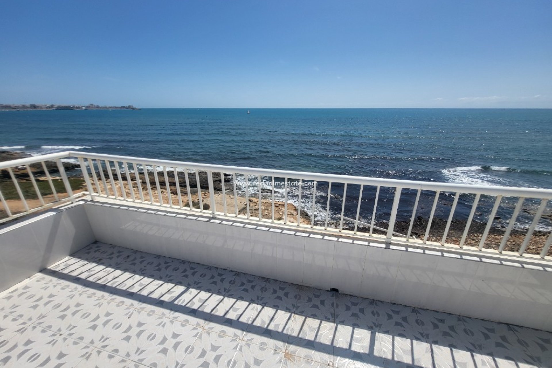 Resale - Apartment -
Torrevieja