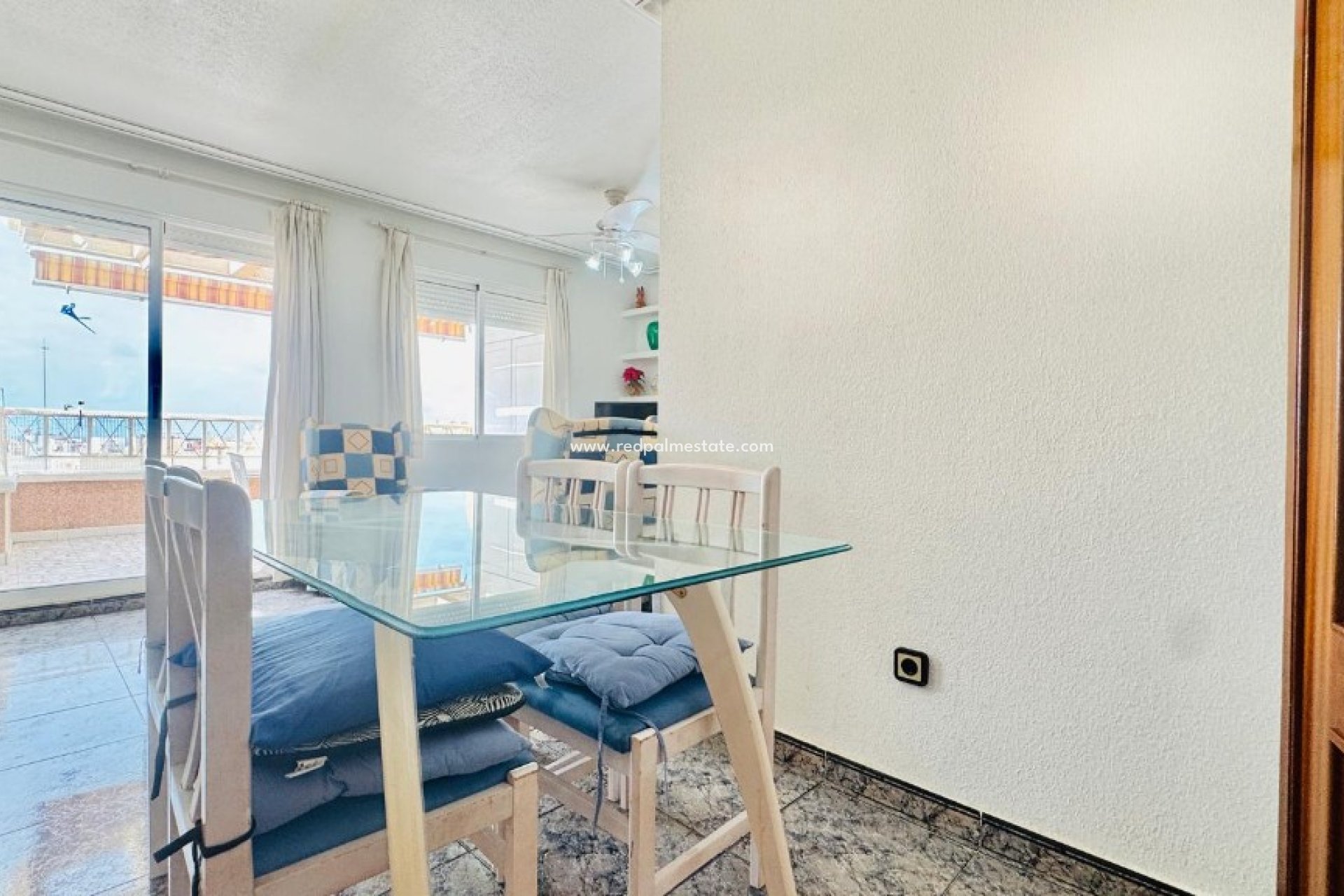 Resale - Apartment -
Torrevieja