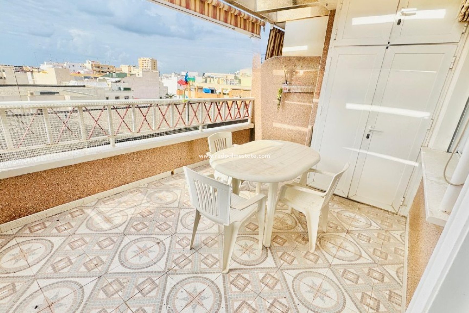Resale - Apartment -
Torrevieja