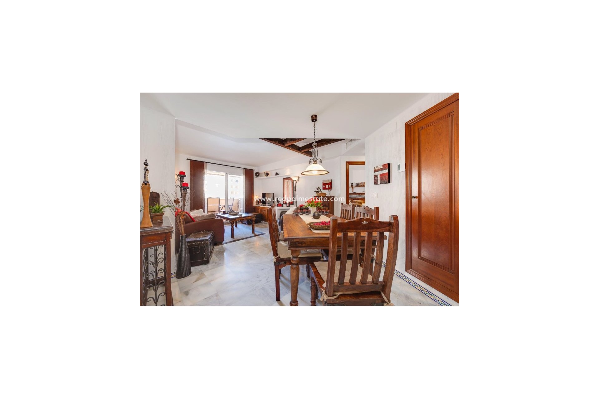 Resale - Apartment -
Torrevieja
