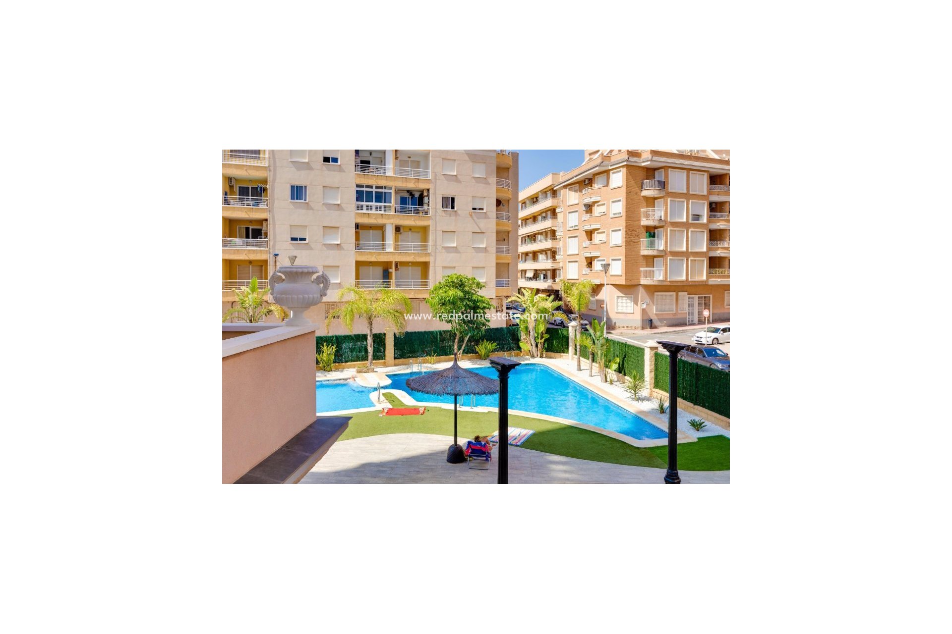 Resale - Apartment -
Torrevieja