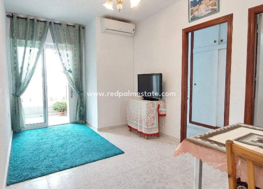 Resale - Apartment -
Torrevieja