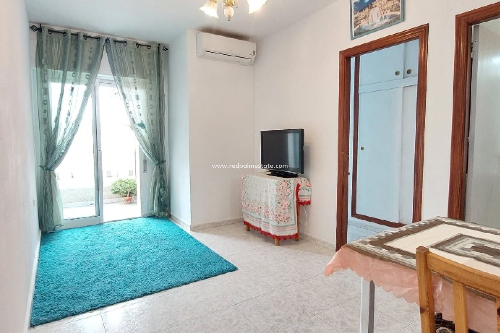 Resale - Apartment -
Torrevieja