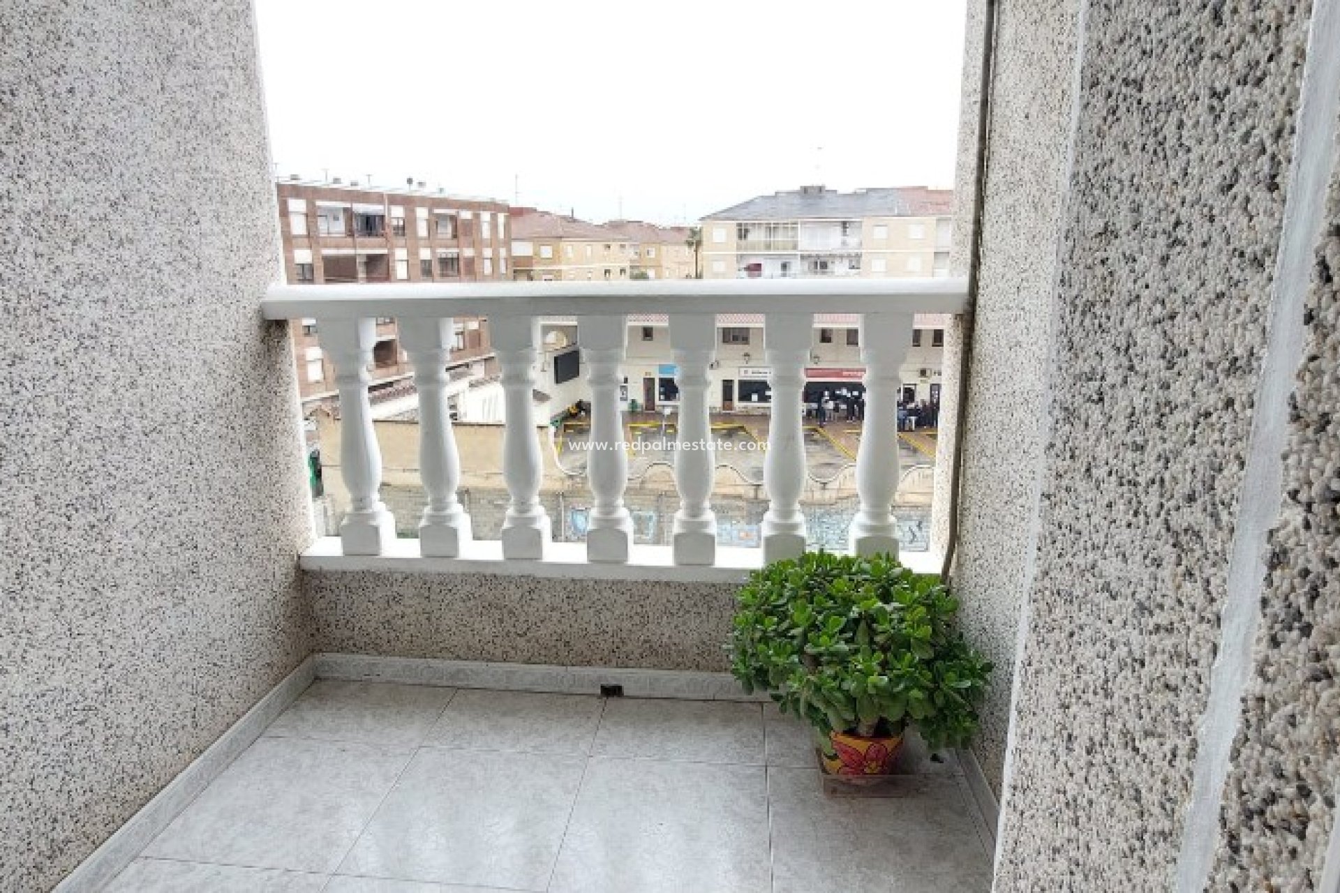 Resale - Apartment -
Torrevieja