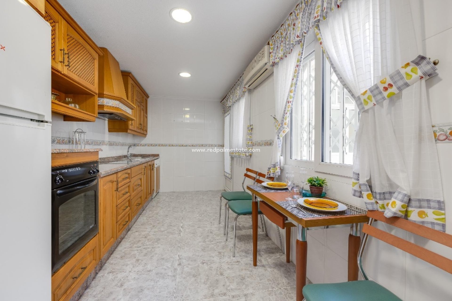 Resale - Apartment -
Torrevieja