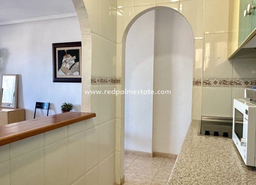 Resale - Apartment -
Torrevieja