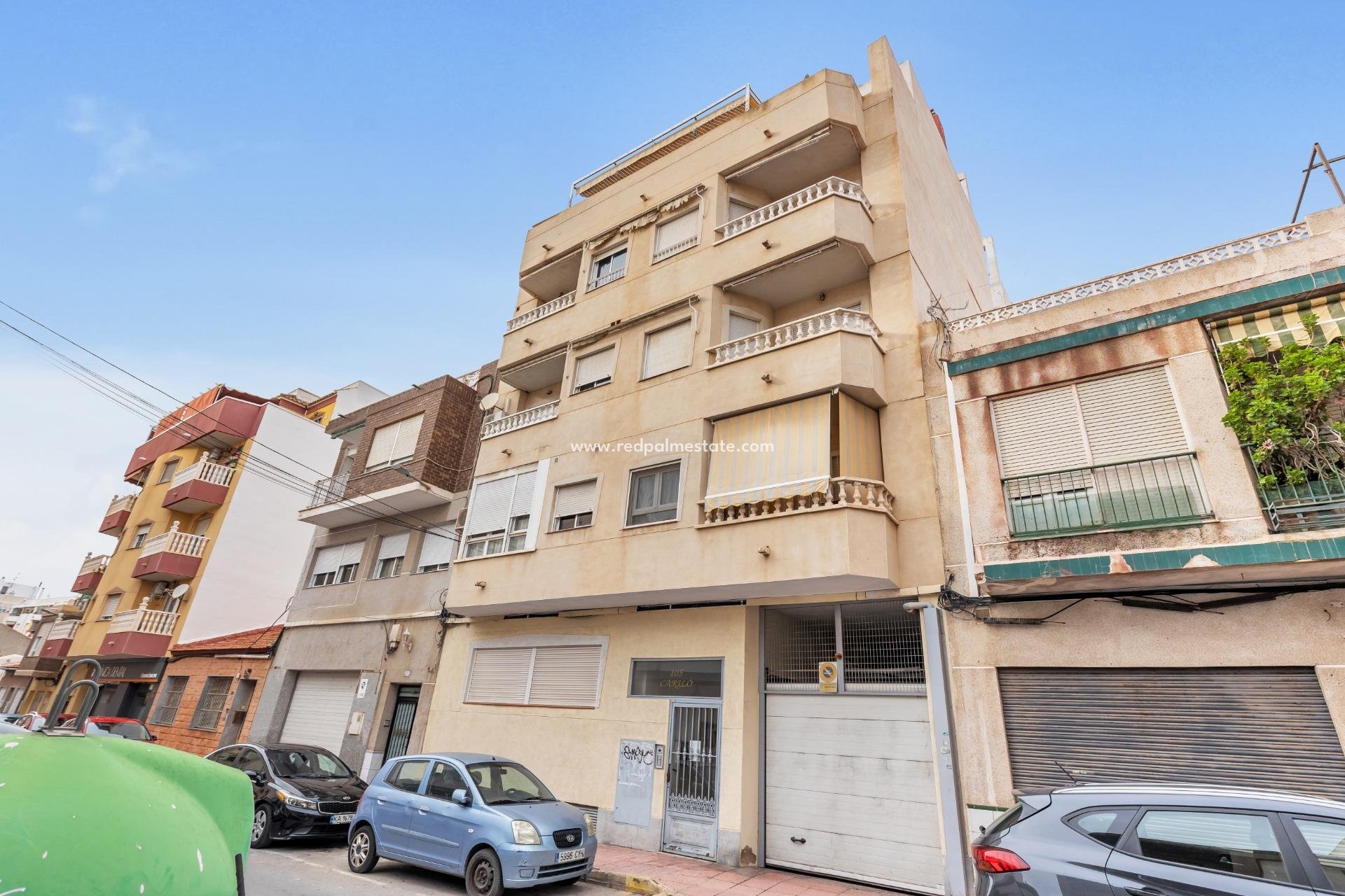 Resale - Apartment -
Torrevieja