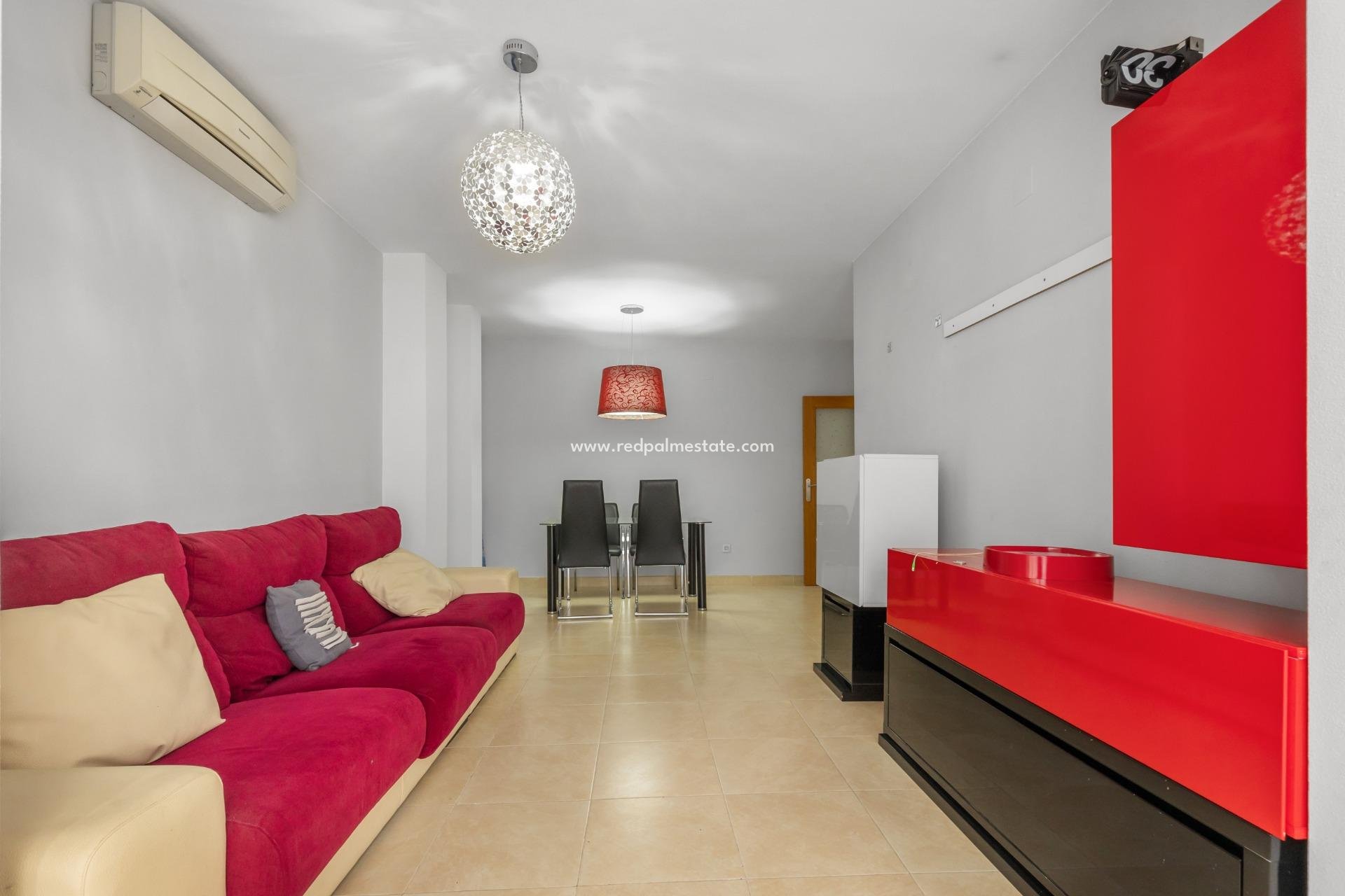 Resale - Apartment -
Torrevieja