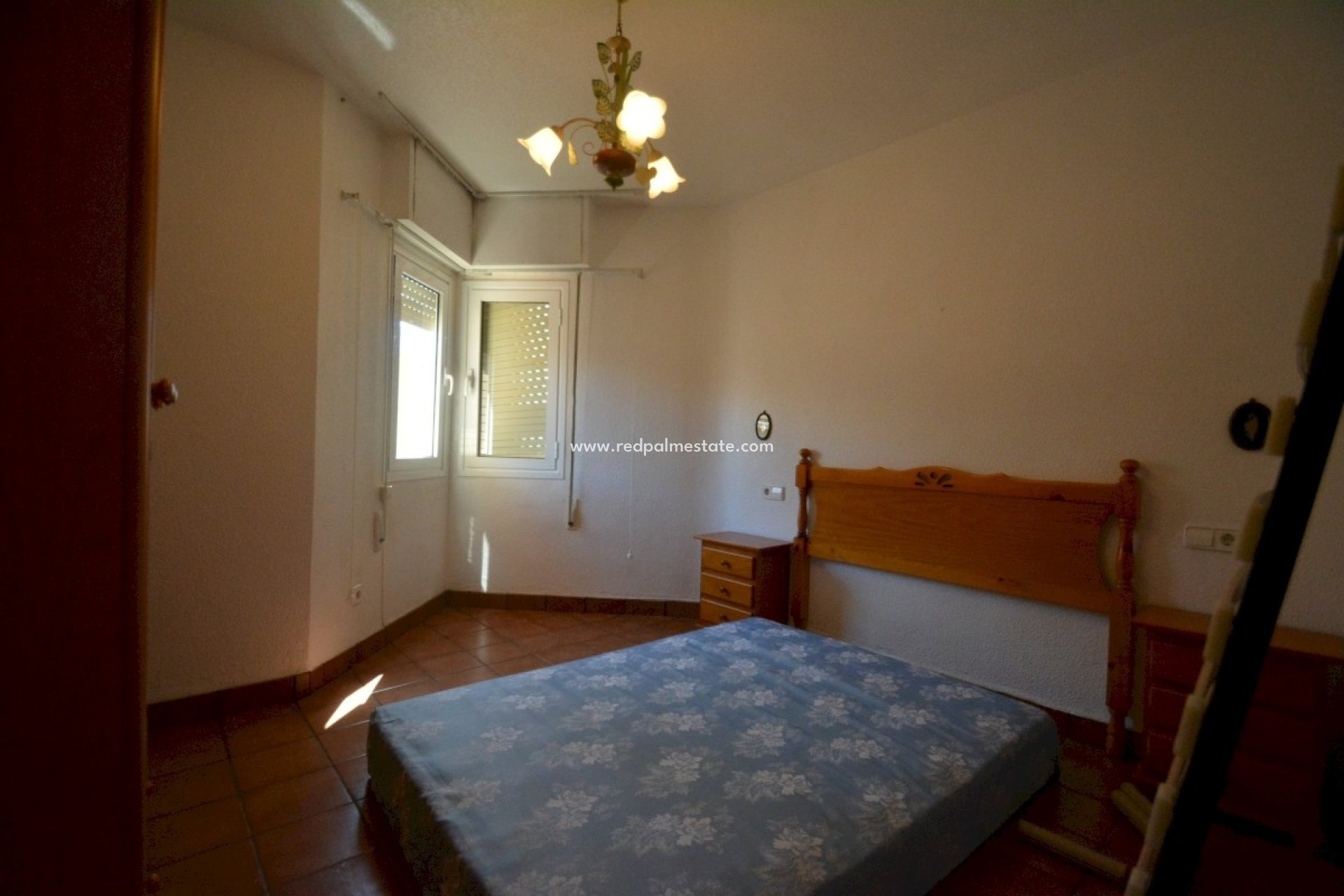 Resale - Apartment -
Torrevieja