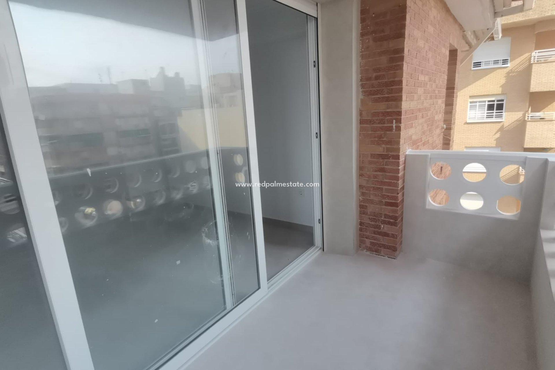 Resale - Apartment -
Torrevieja