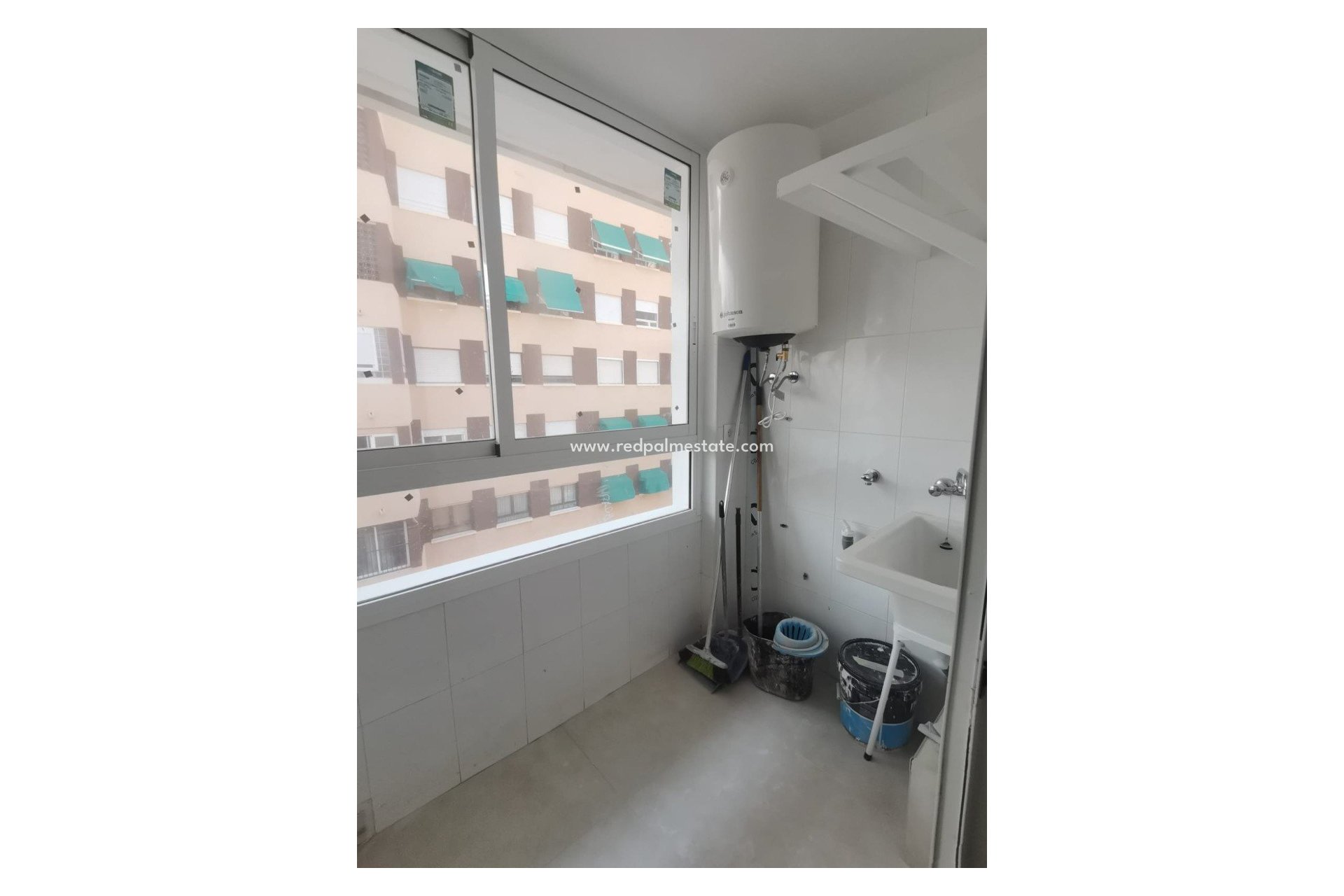 Resale - Apartment -
Torrevieja