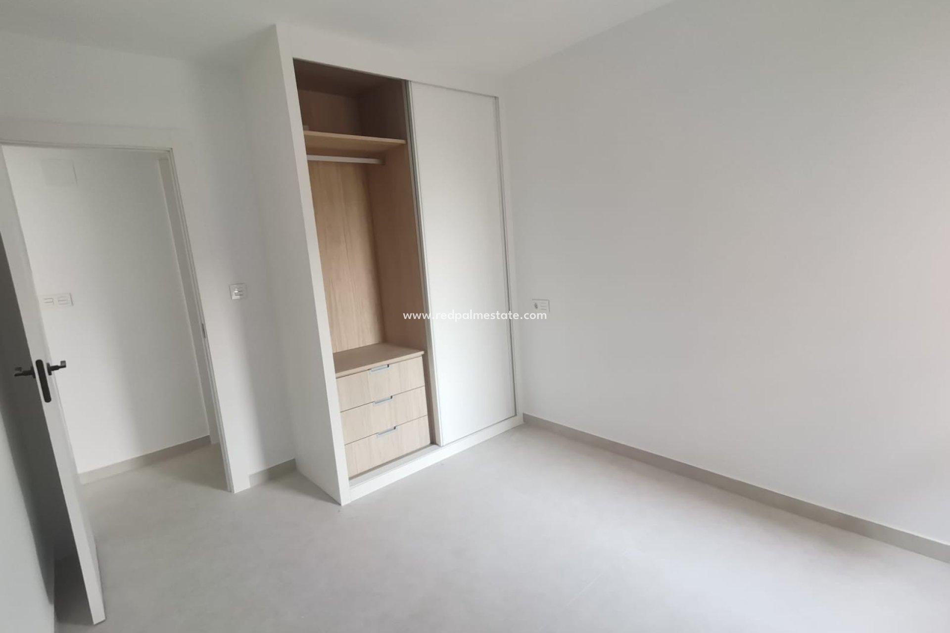 Resale - Apartment -
Torrevieja