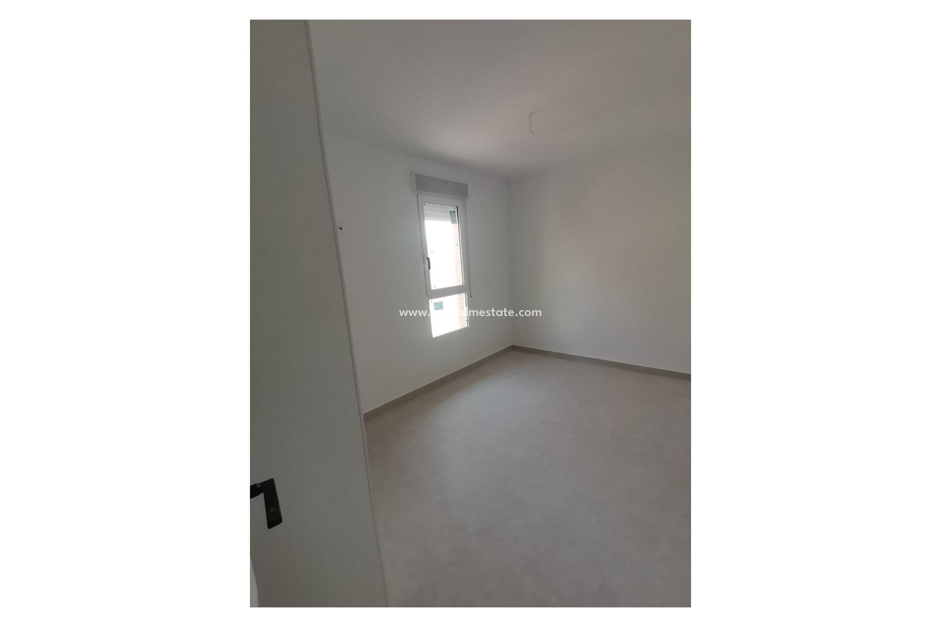 Resale - Apartment -
Torrevieja