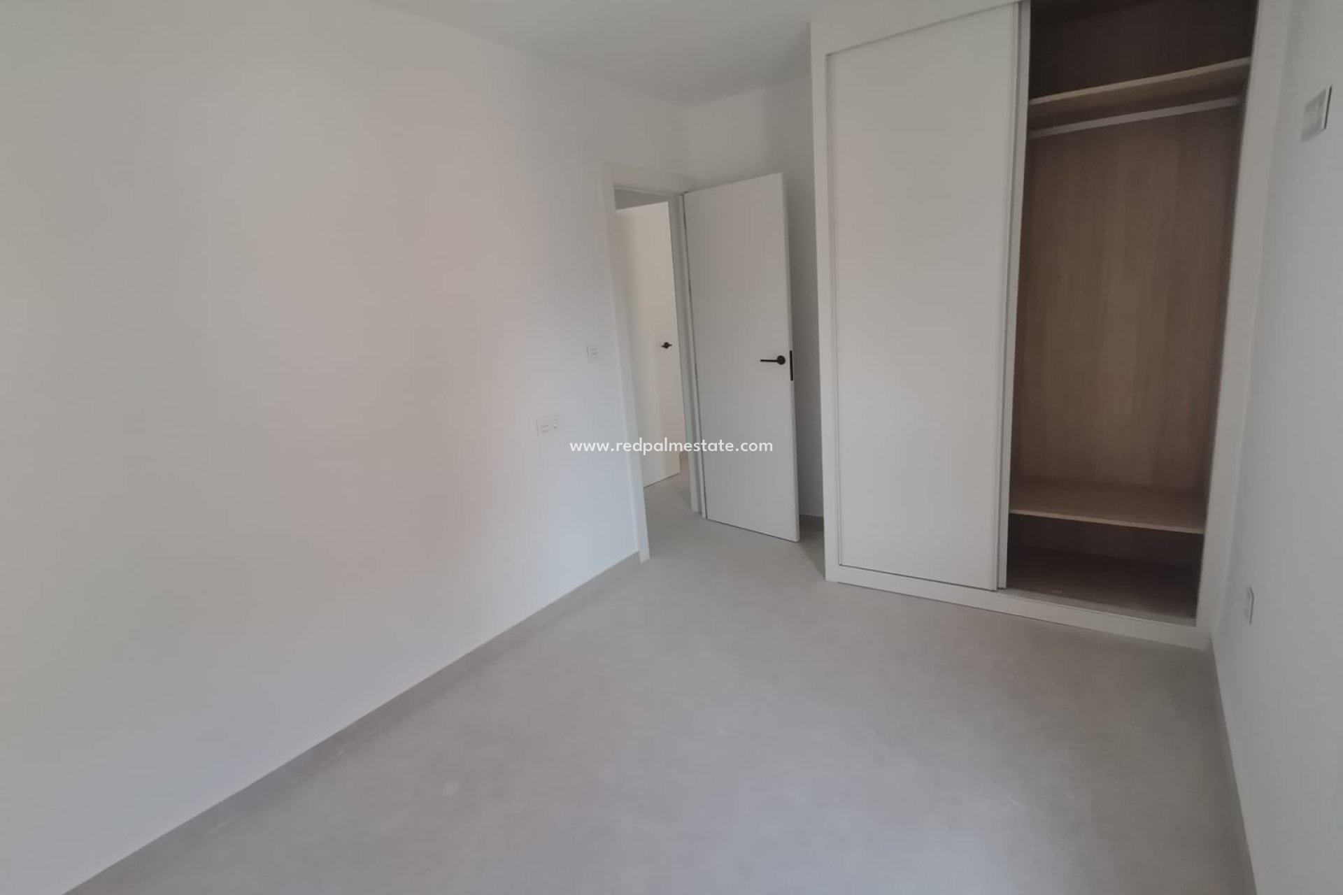 Resale - Apartment -
Torrevieja