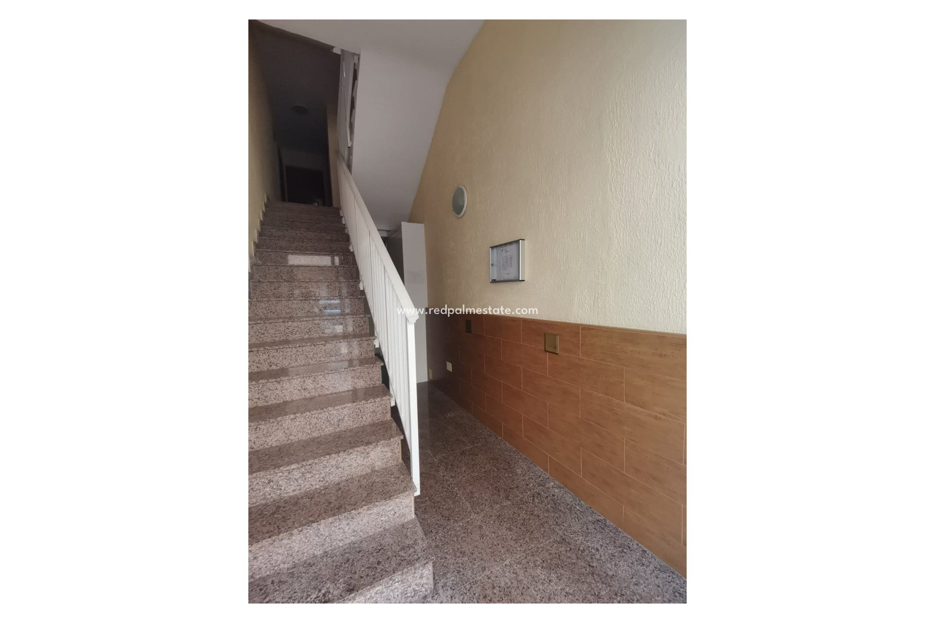 Resale - Apartment -
Torrevieja