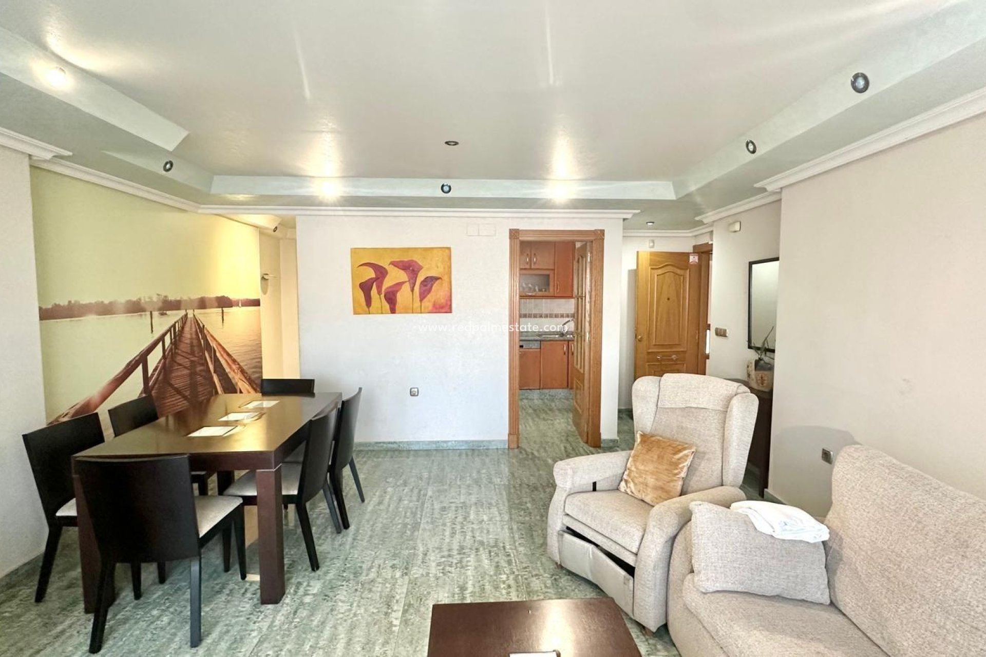 Resale - Apartment -
Torrevieja