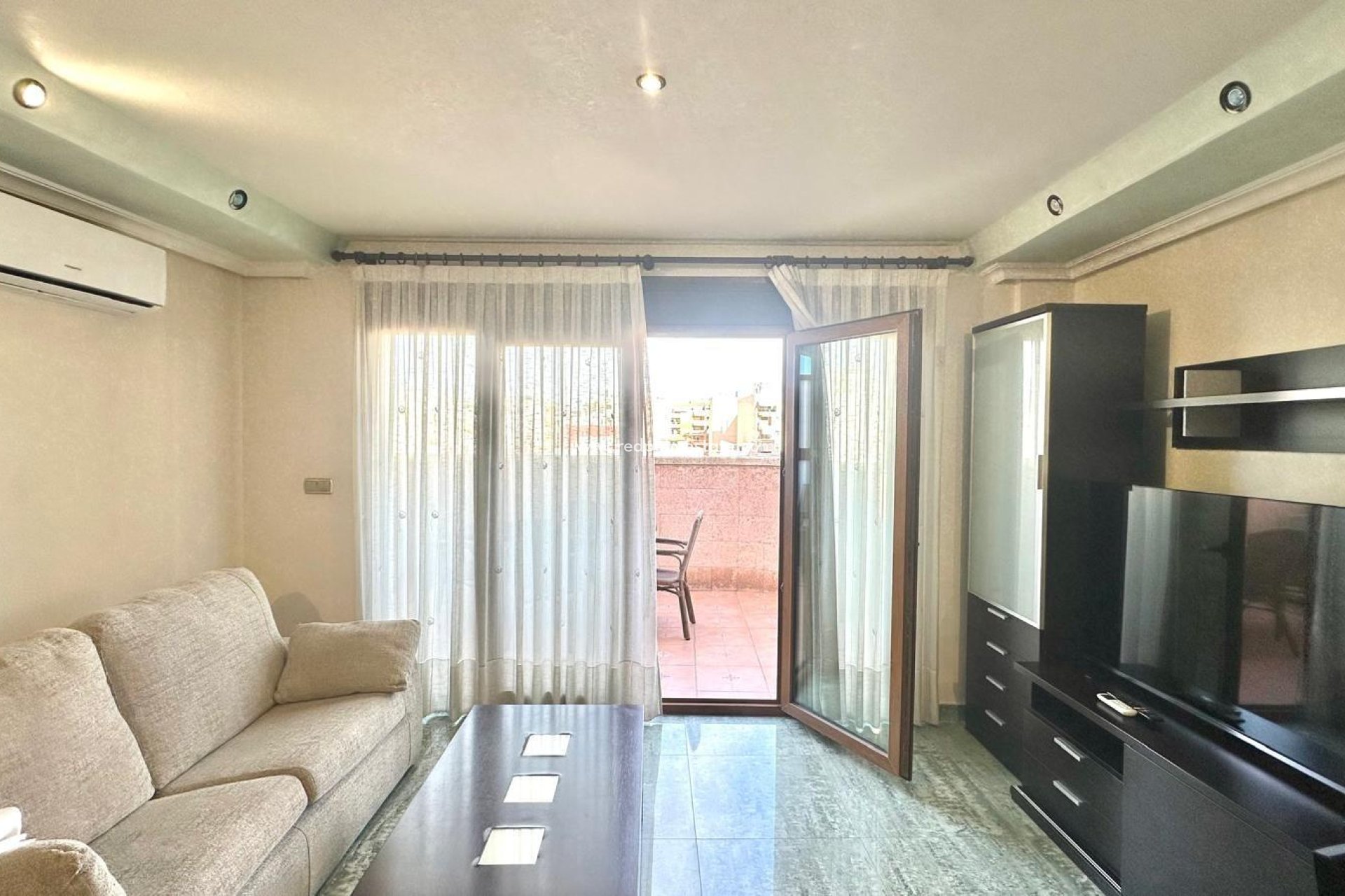 Resale - Apartment -
Torrevieja