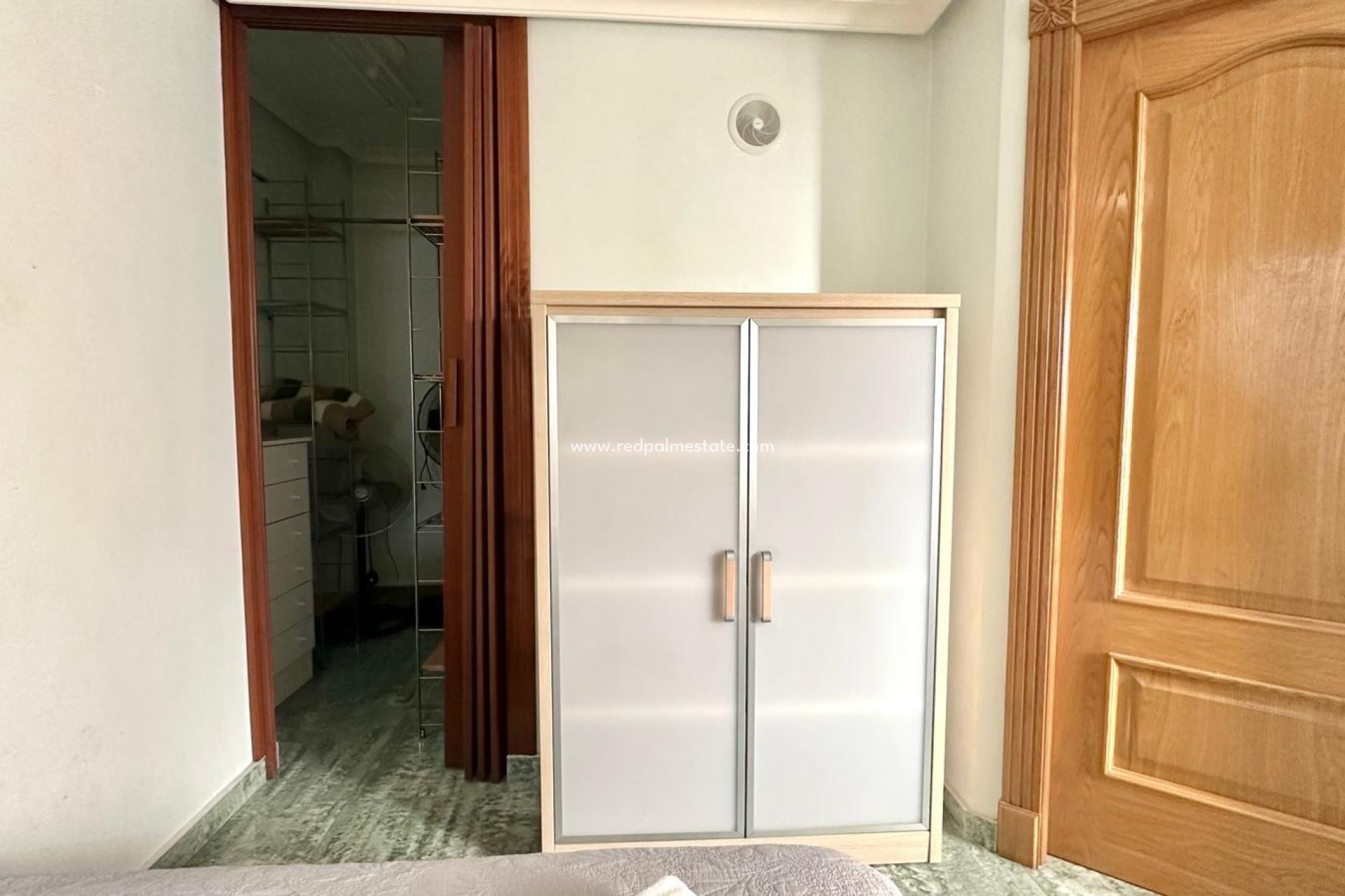 Resale - Apartment -
Torrevieja