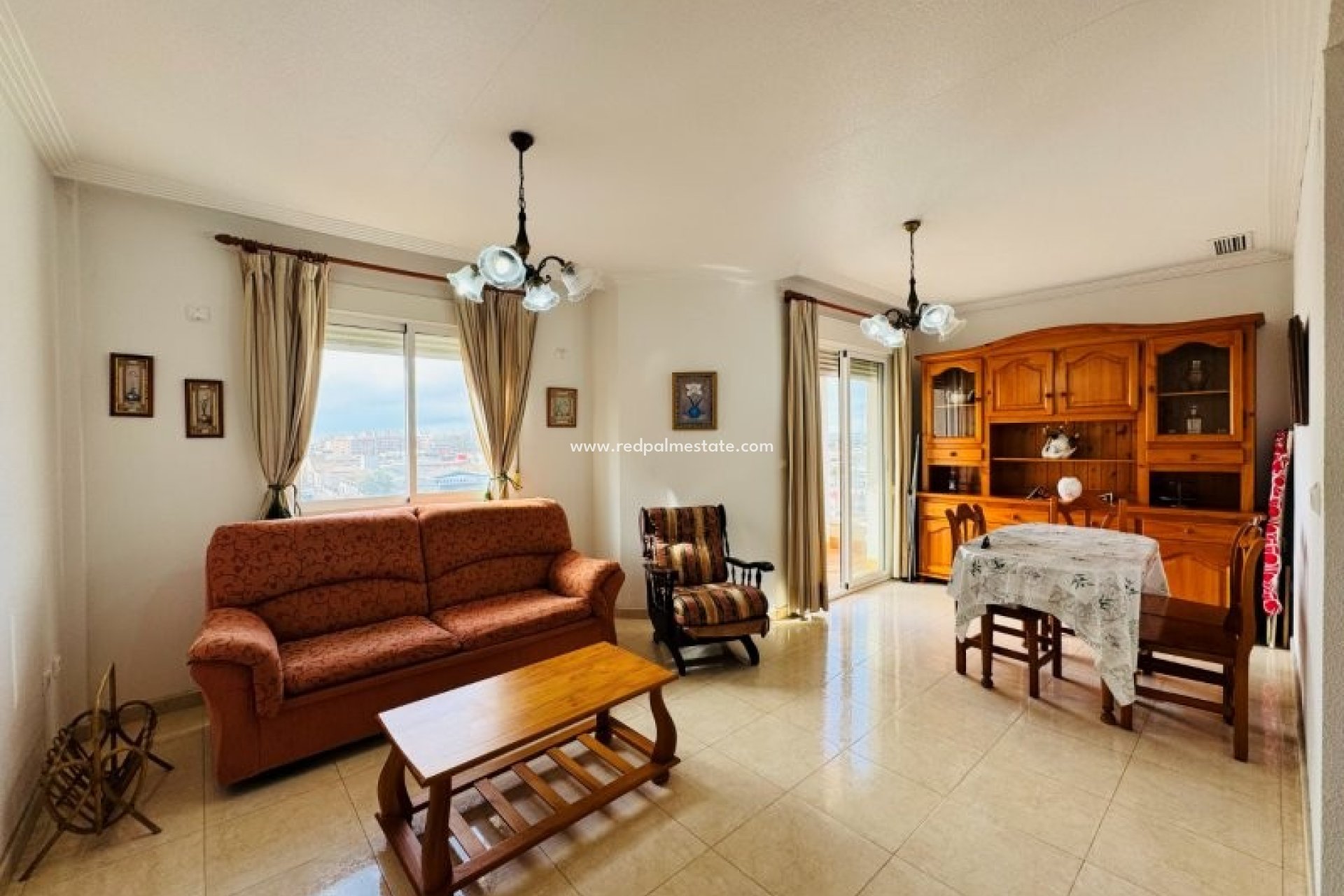 Resale - Apartment -
Torrevieja