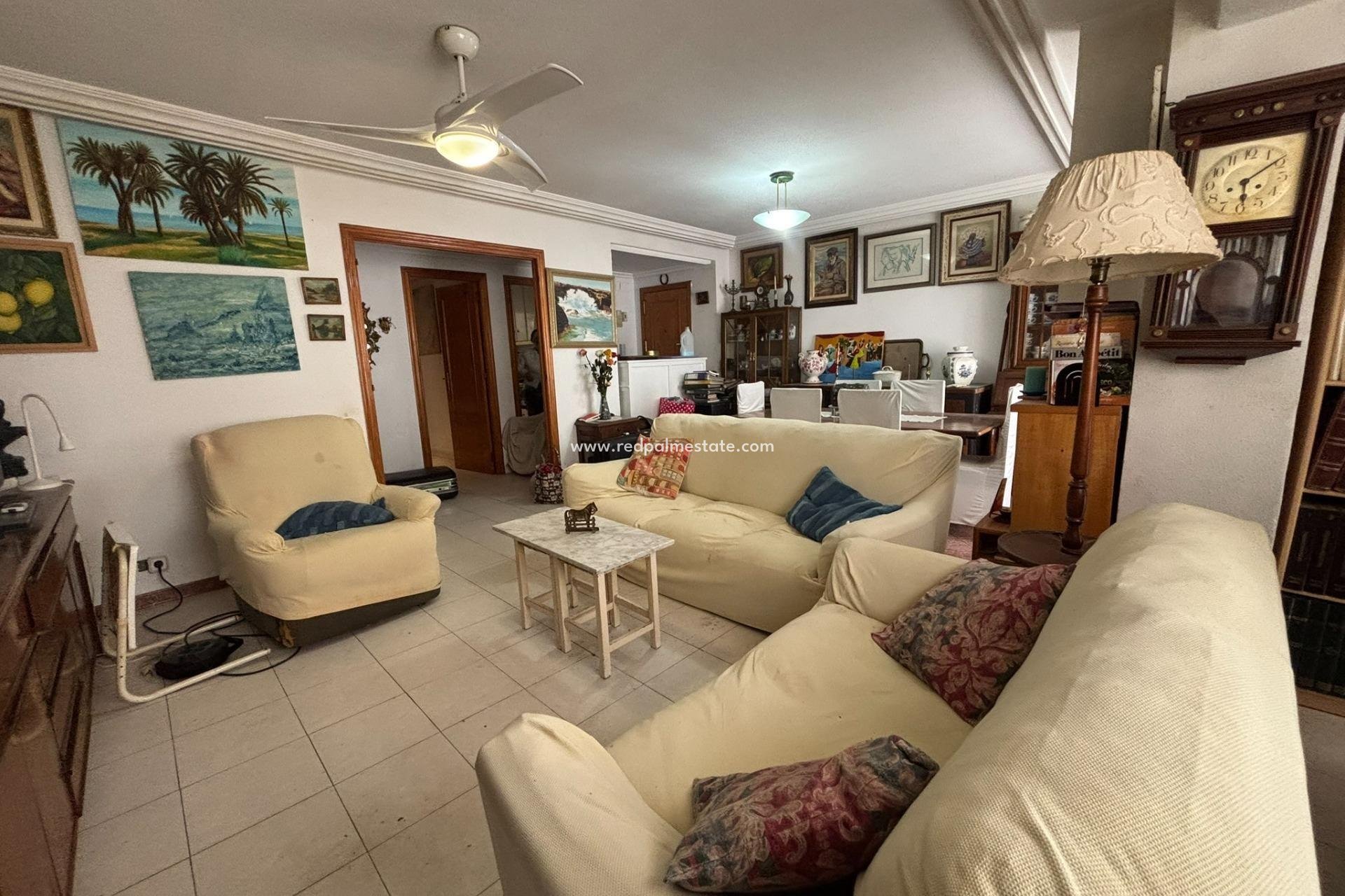 Resale - Apartment -
Torrevieja