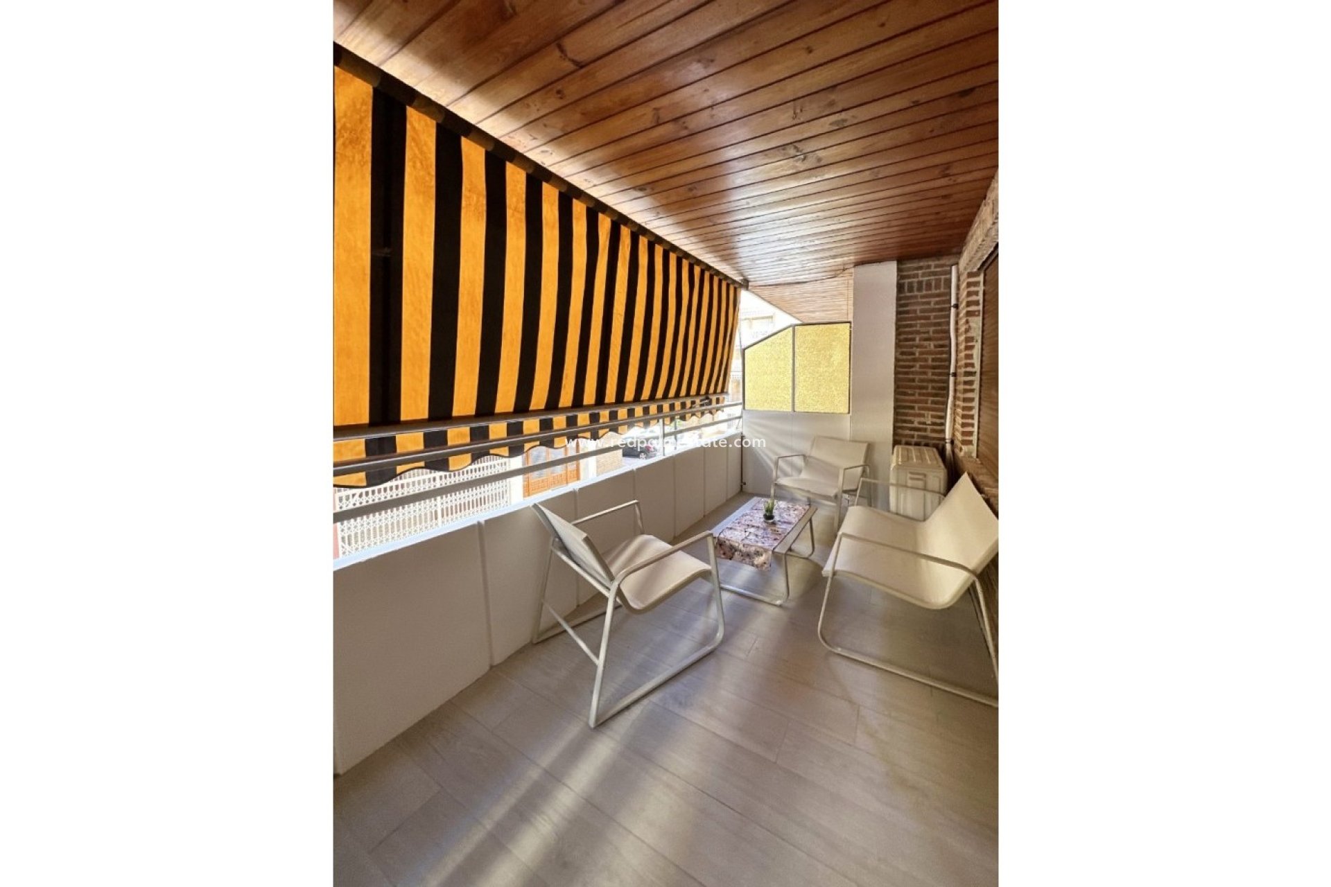 Resale - Apartment -
Torrevieja