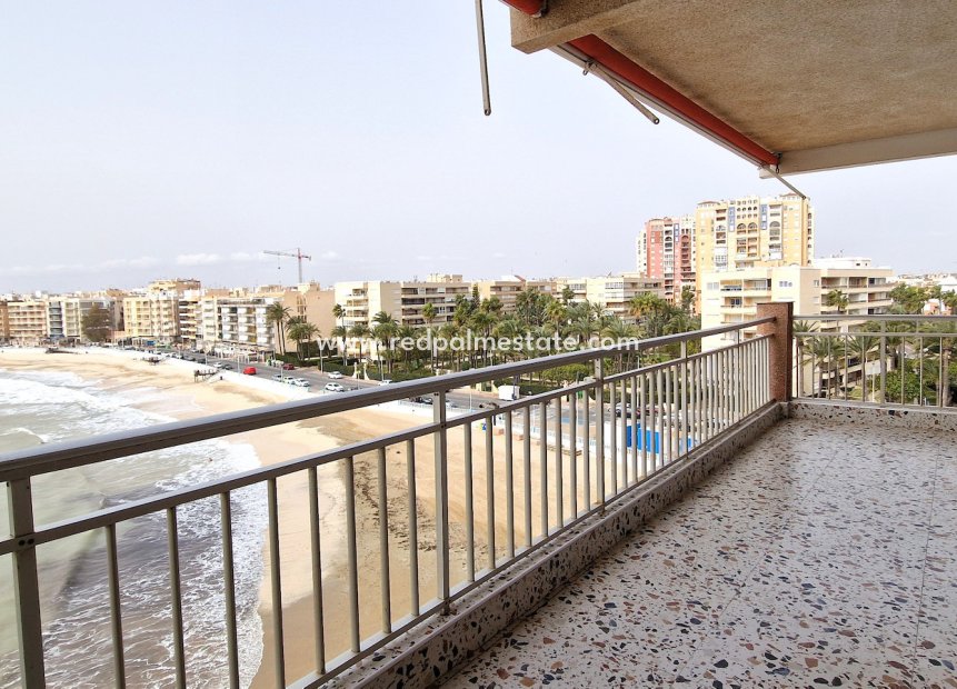 Resale - Apartment -
Torrevieja