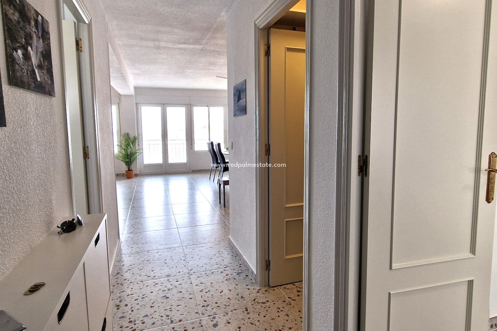 Resale - Apartment -
Torrevieja