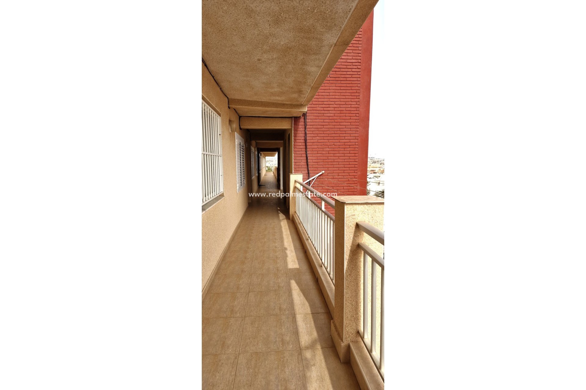 Resale - Apartment -
Torrevieja