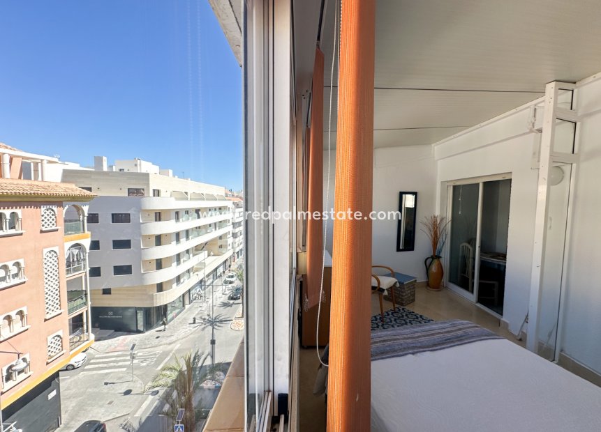 Resale - Apartment -
Torrevieja