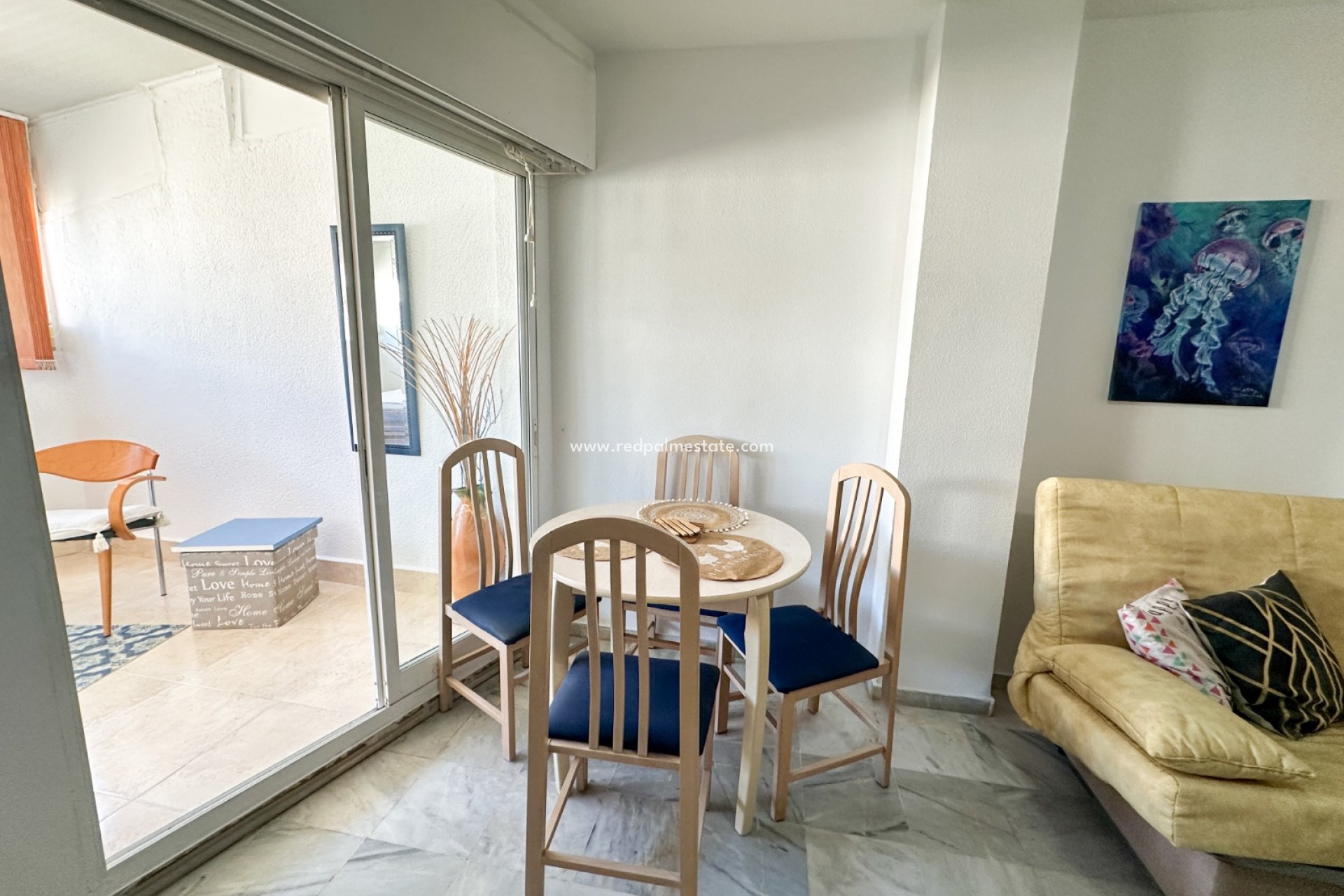 Resale - Apartment -
Torrevieja