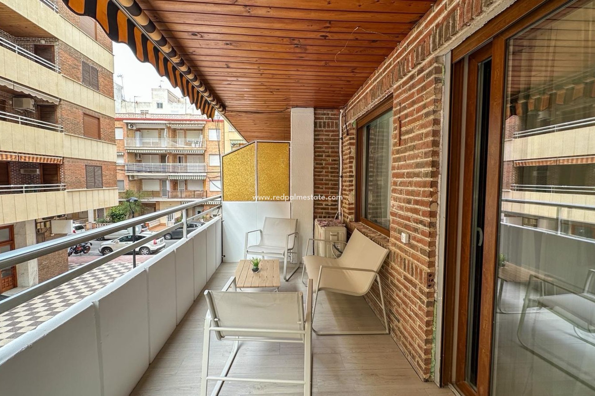 Resale - Apartment -
Torrevieja