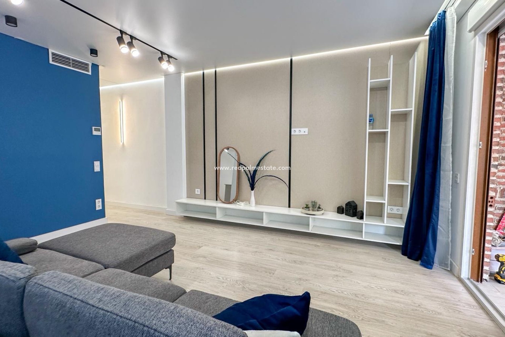 Resale - Apartment -
Torrevieja
