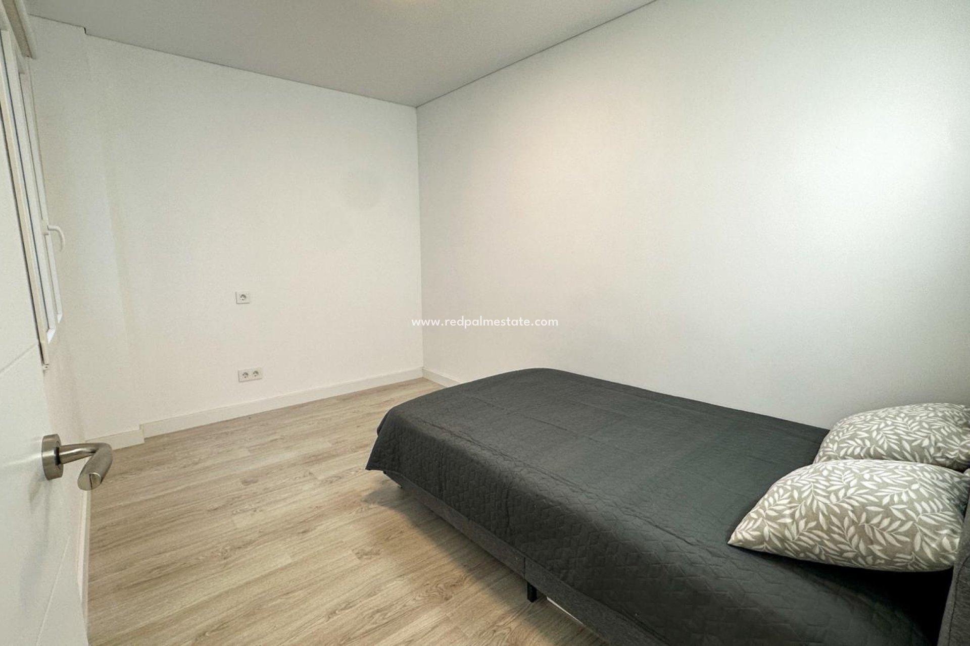 Resale - Apartment -
Torrevieja