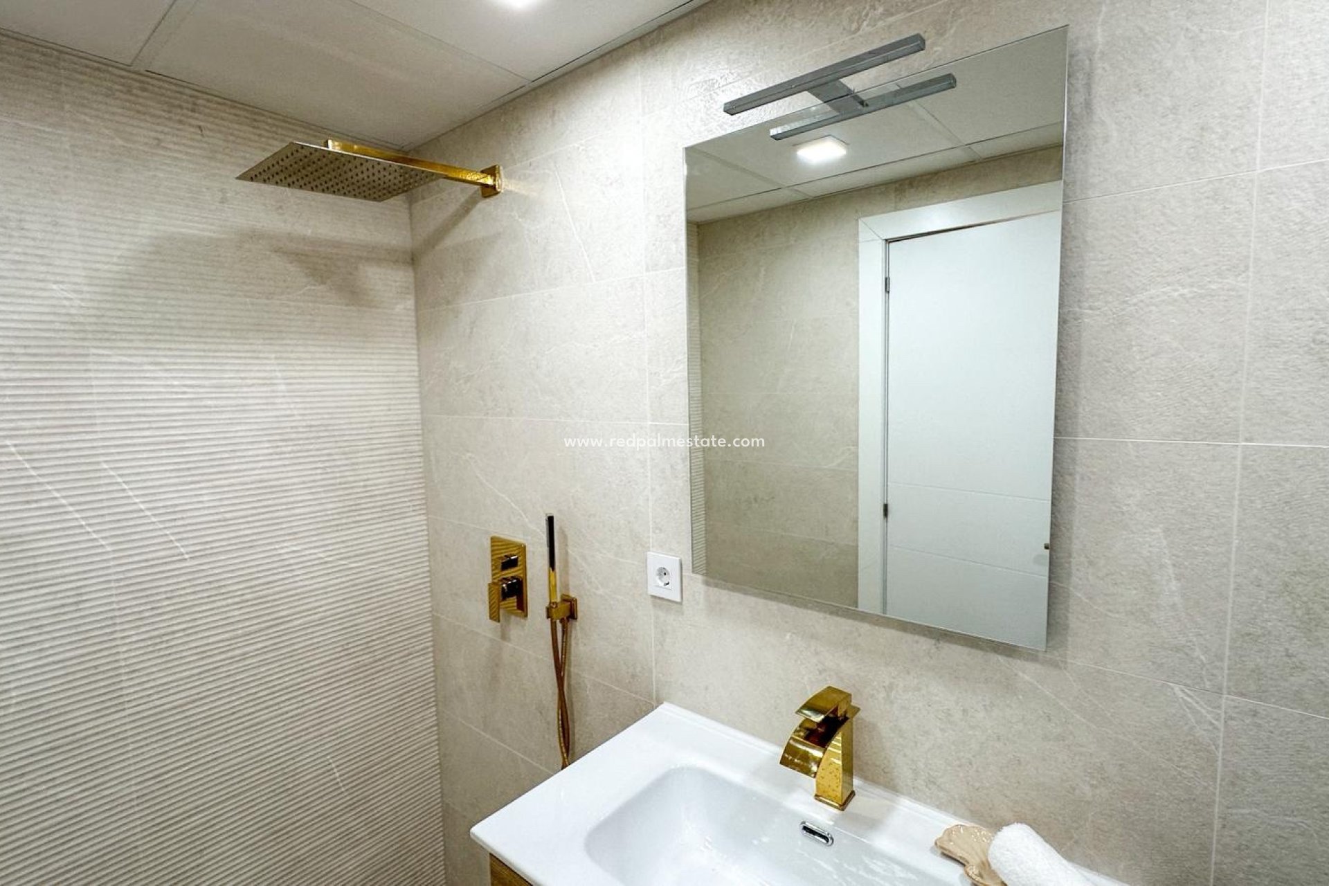 Resale - Apartment -
Torrevieja