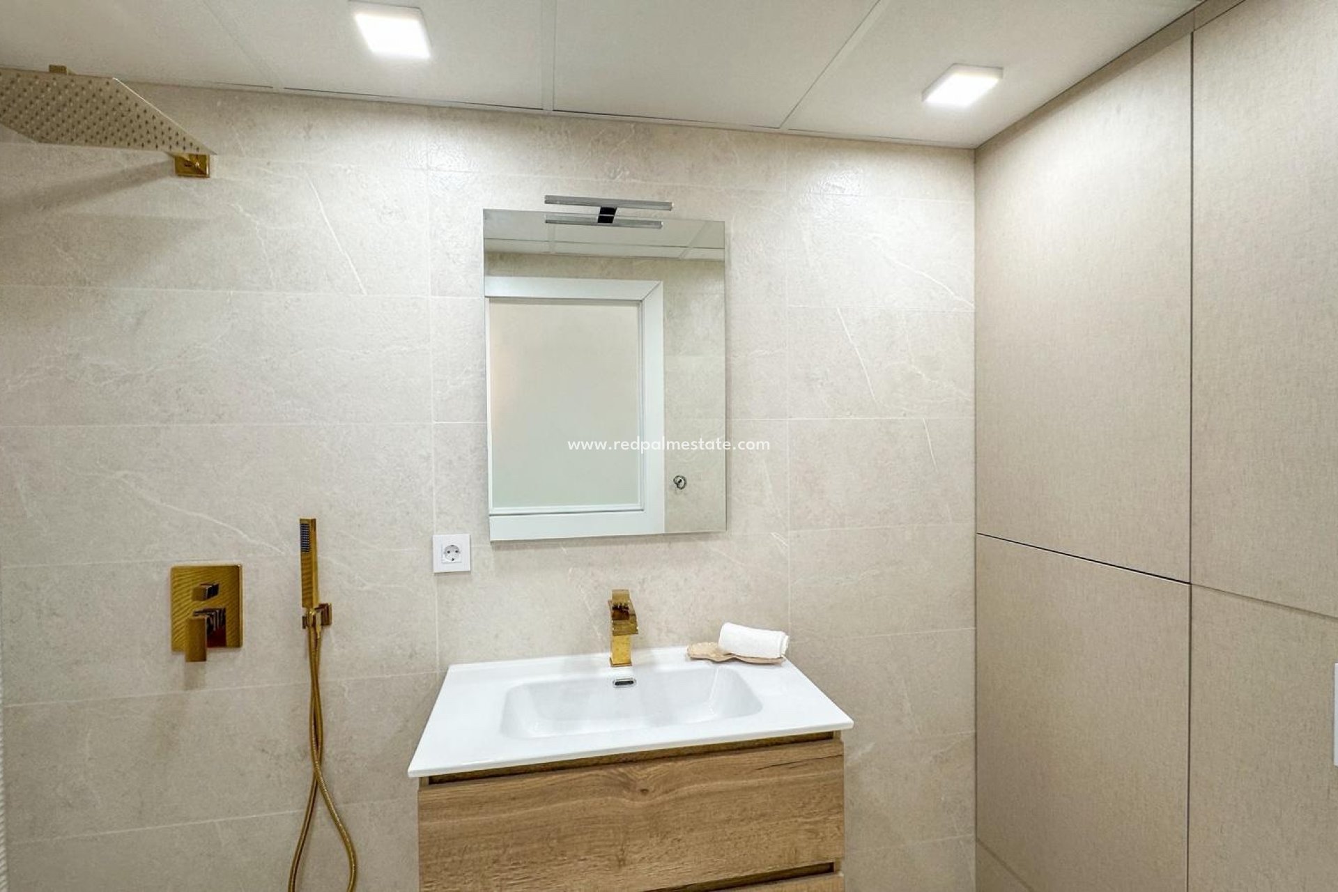 Resale - Apartment -
Torrevieja