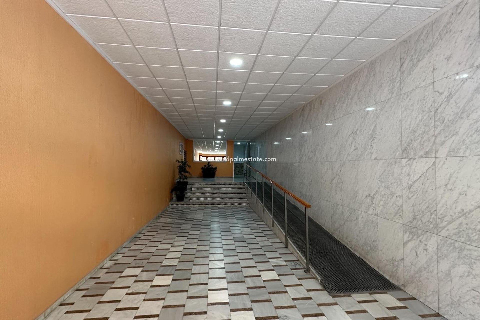 Resale - Apartment -
Torrevieja
