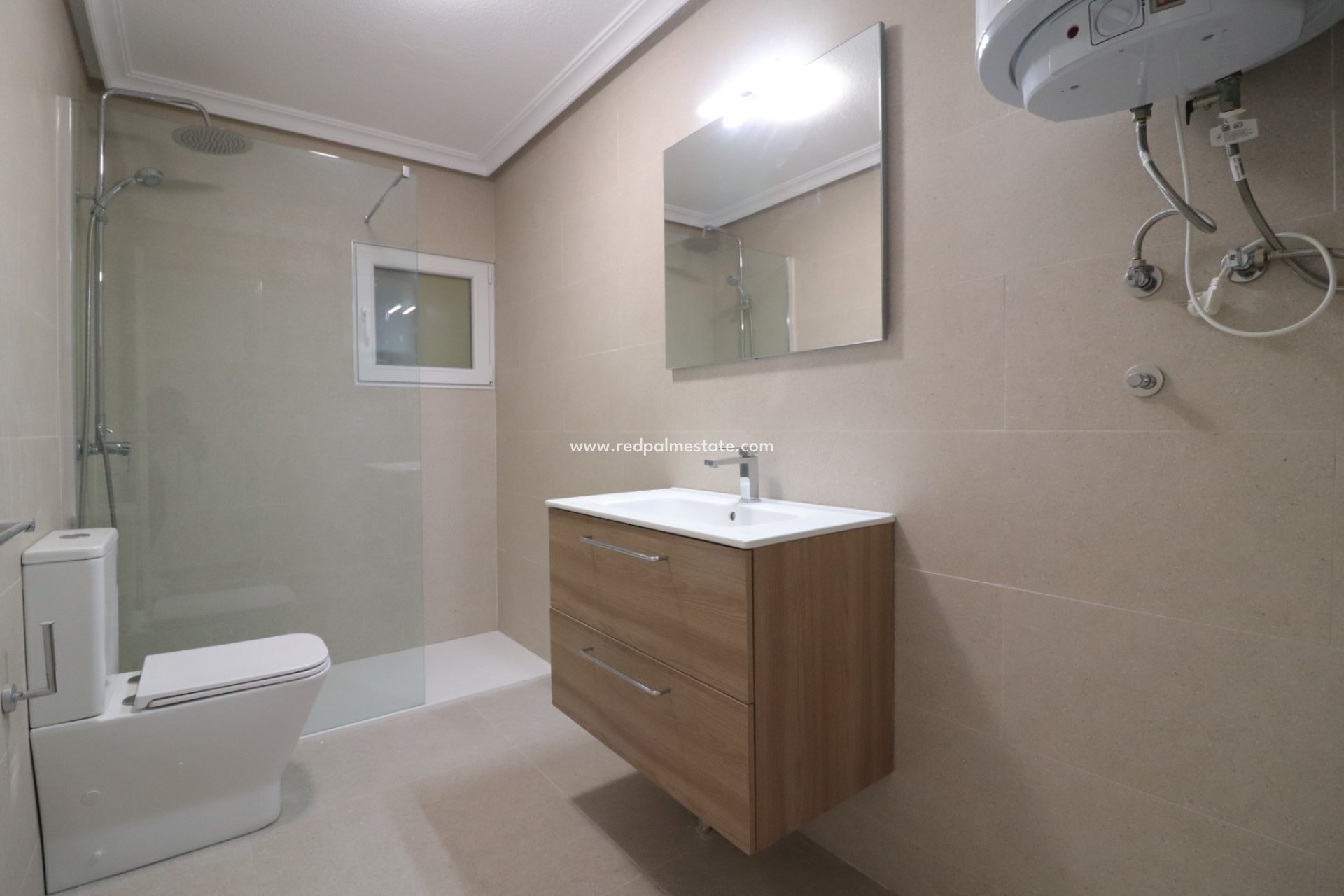 Resale - Apartment -
Torrevieja