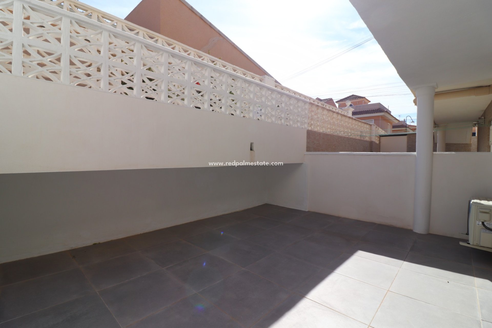 Resale - Apartment -
Torrevieja