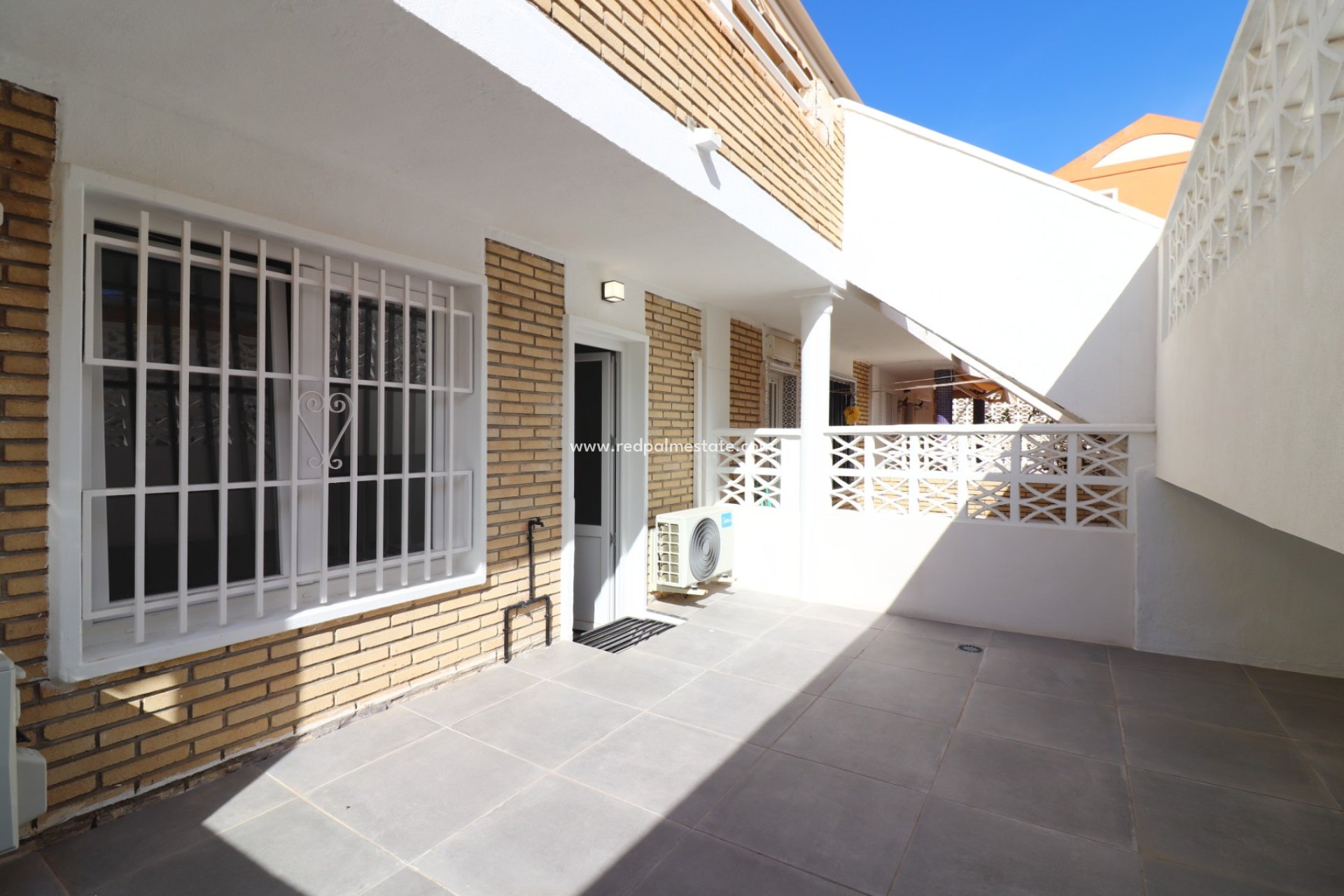 Resale - Apartment -
Torrevieja