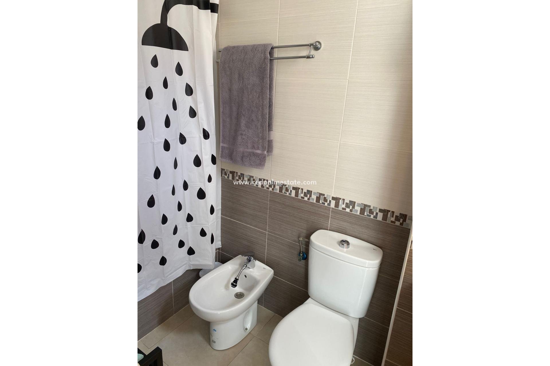 Resale - Apartment -
Torrevieja