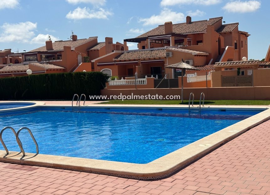 Resale - Apartment -
Torrevieja