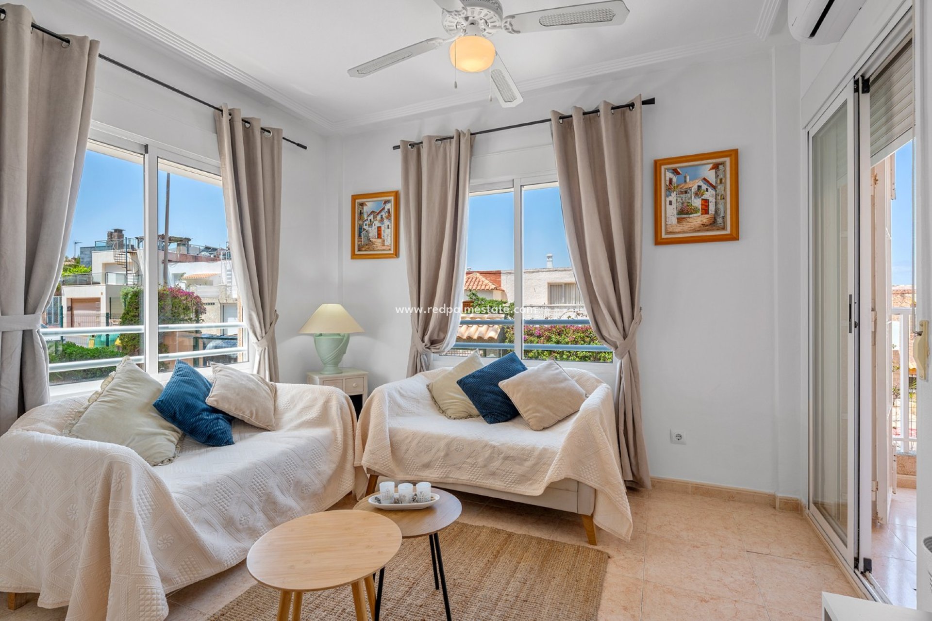Resale - Apartment -
Torrevieja