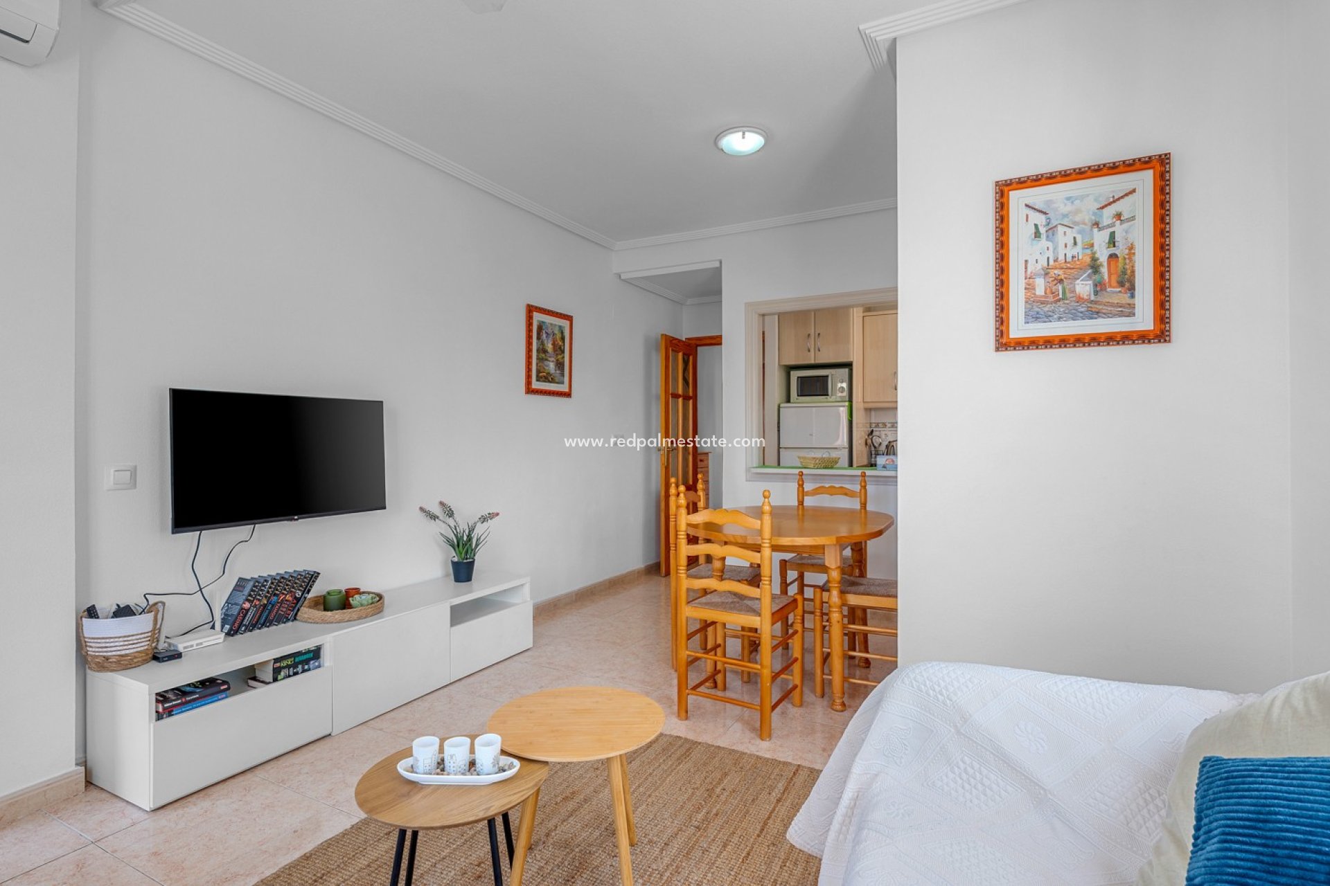 Resale - Apartment -
Torrevieja