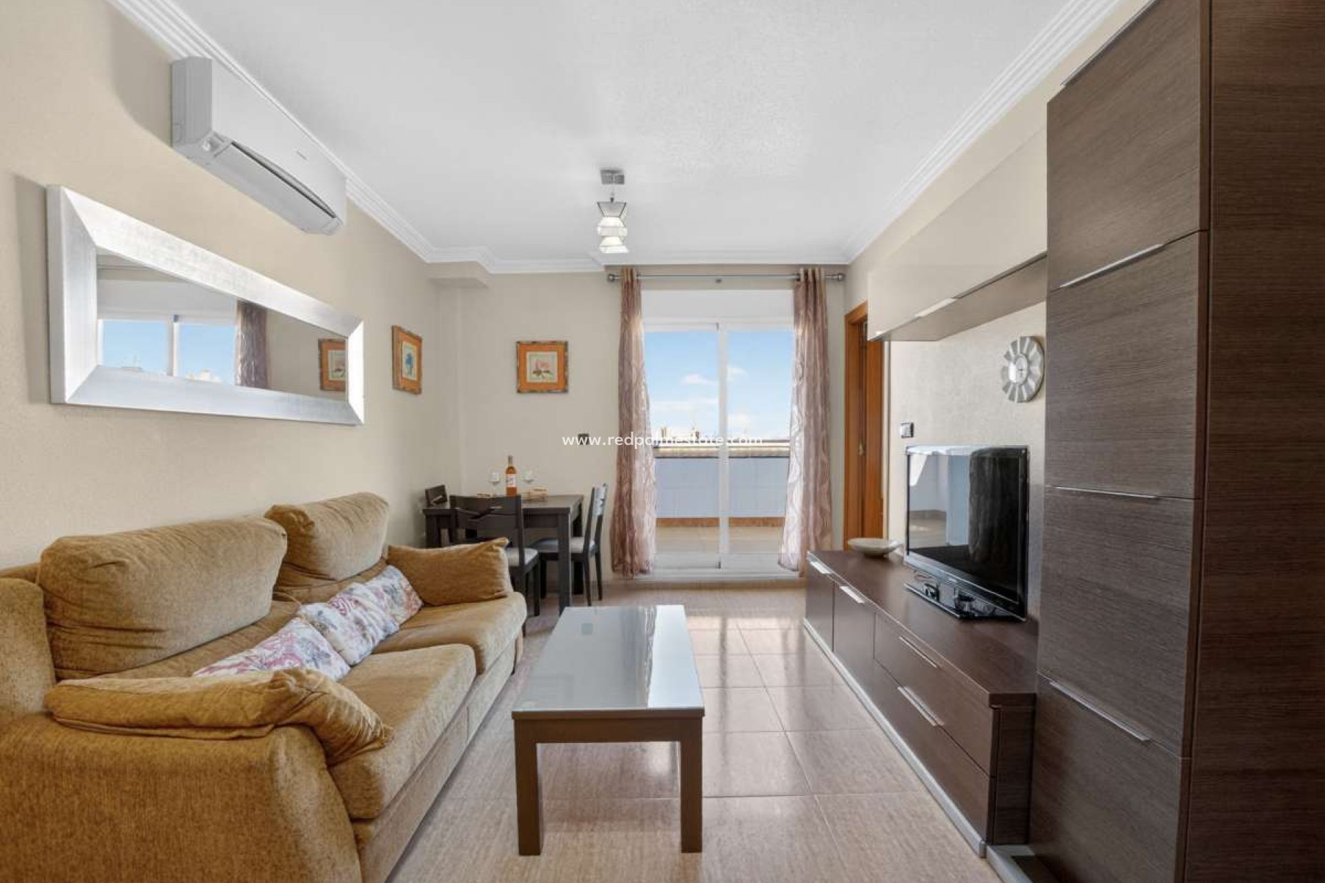 Resale - Apartment -
Torrevieja